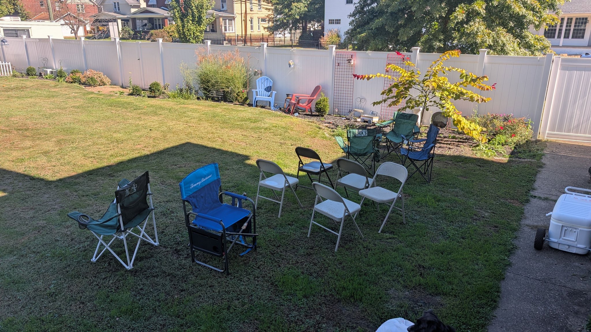 Tim washed all these chairs for... - Connie Reed Beaty | Facebook