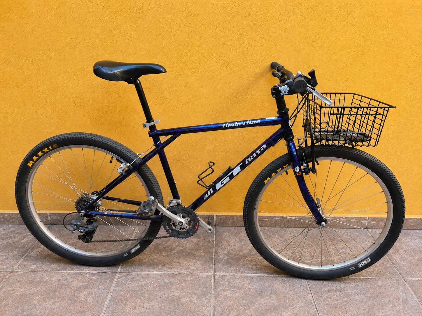 gt bicycles chile All-Terra Talera  Gremlins Bicycle Emporium DS fork to absorb bumps and rough terrain GT 