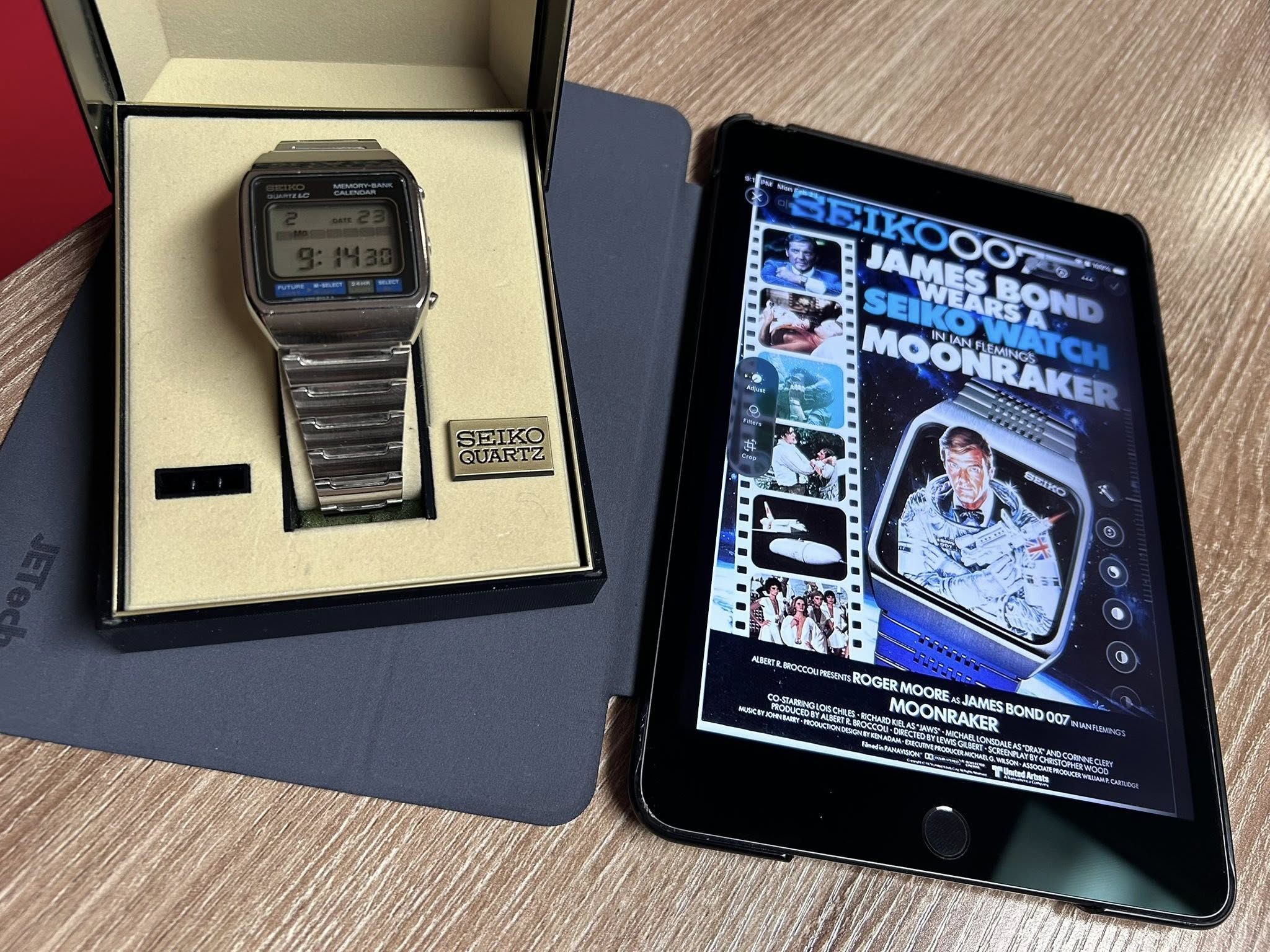 Seiko lcd m354 memory bank calendar watch