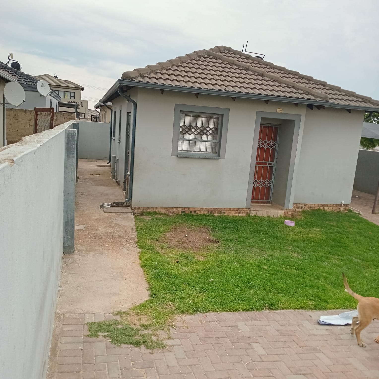 Riverside view accomodation | 2 Bed House to rent ext 30 available this ...