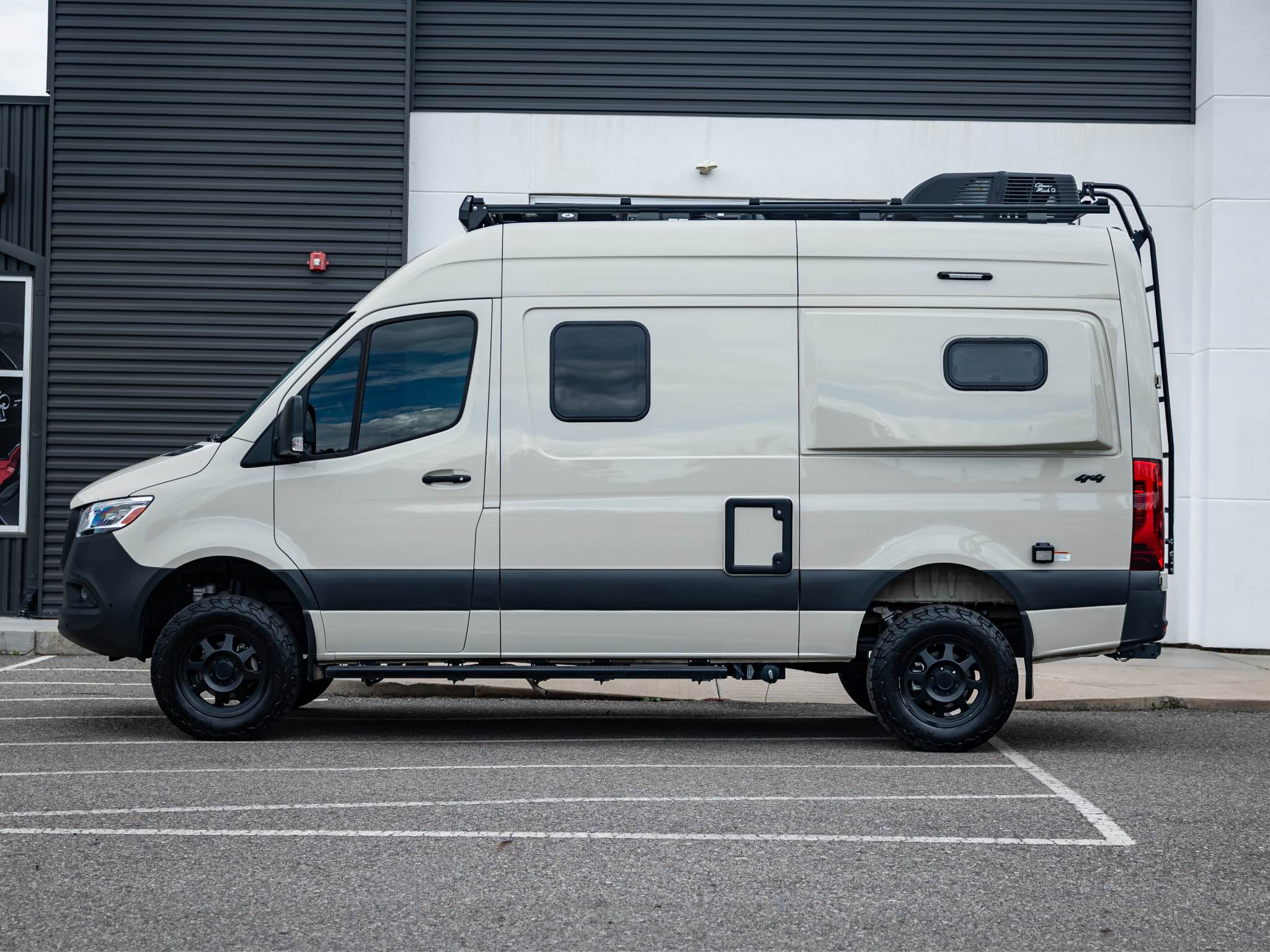 2024 Mercedes-Benz Sprinter Winnebago Revel