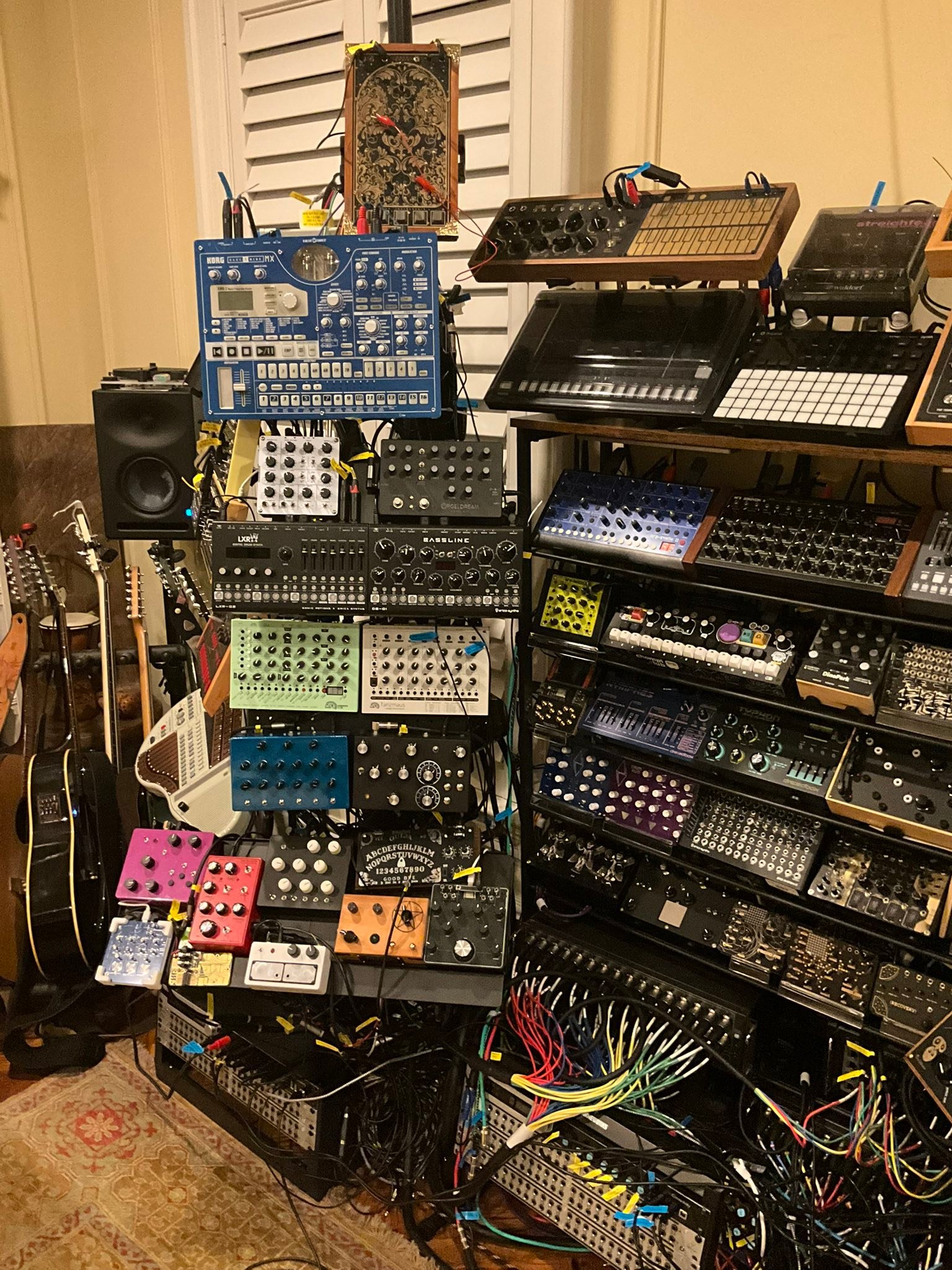 Fully functional music studio with multiple devices