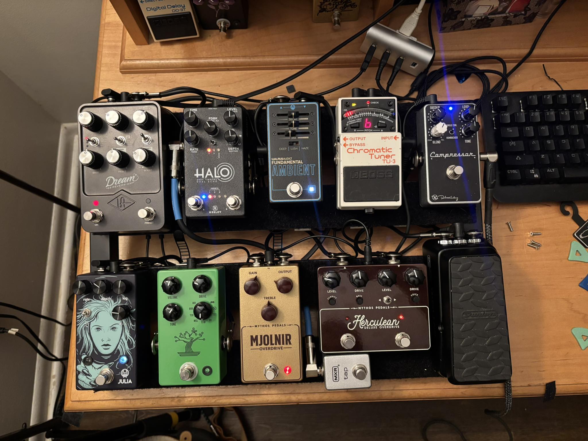 Pedalboard journey with Mythos Herculean Deluxe Overdrive