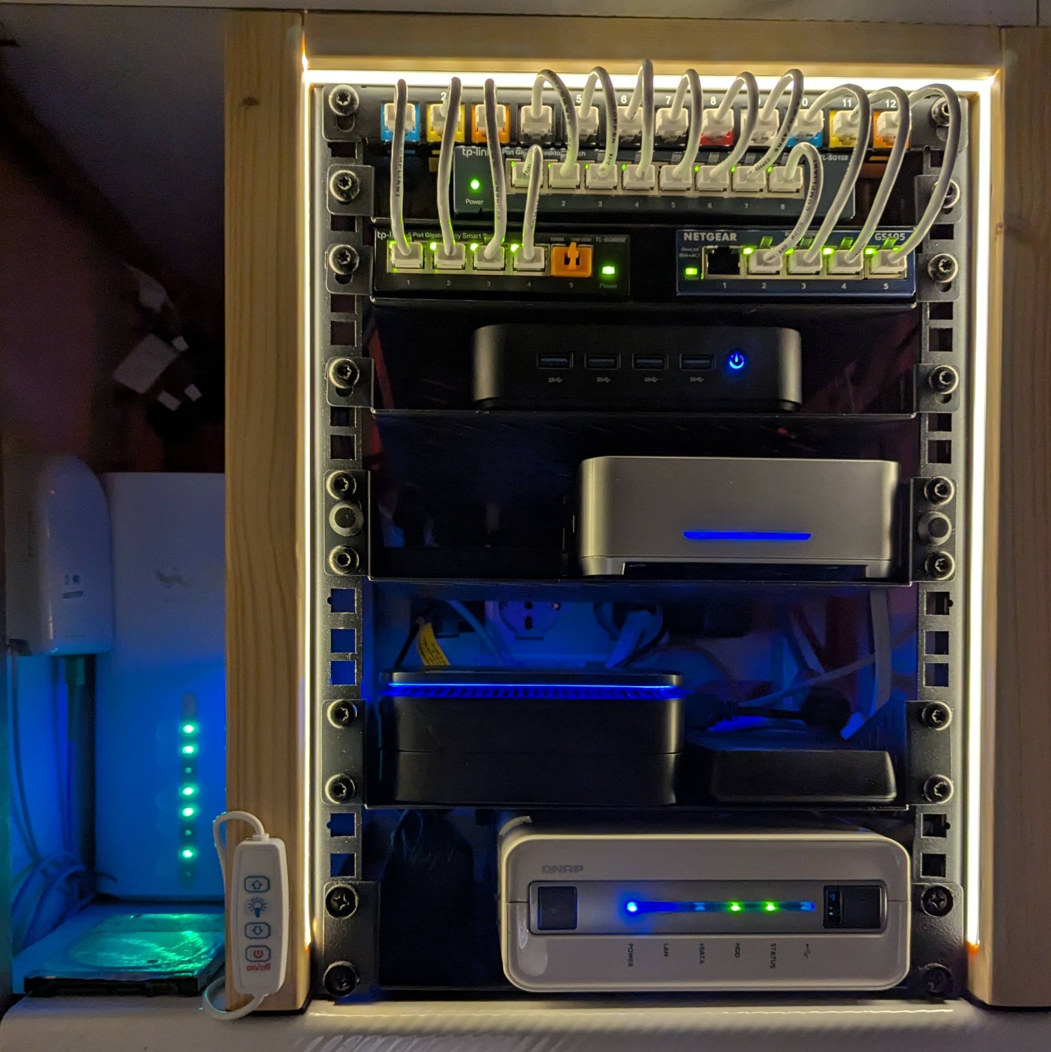 Home Server Setups | Does anyone have experience with clusters on mini ...
