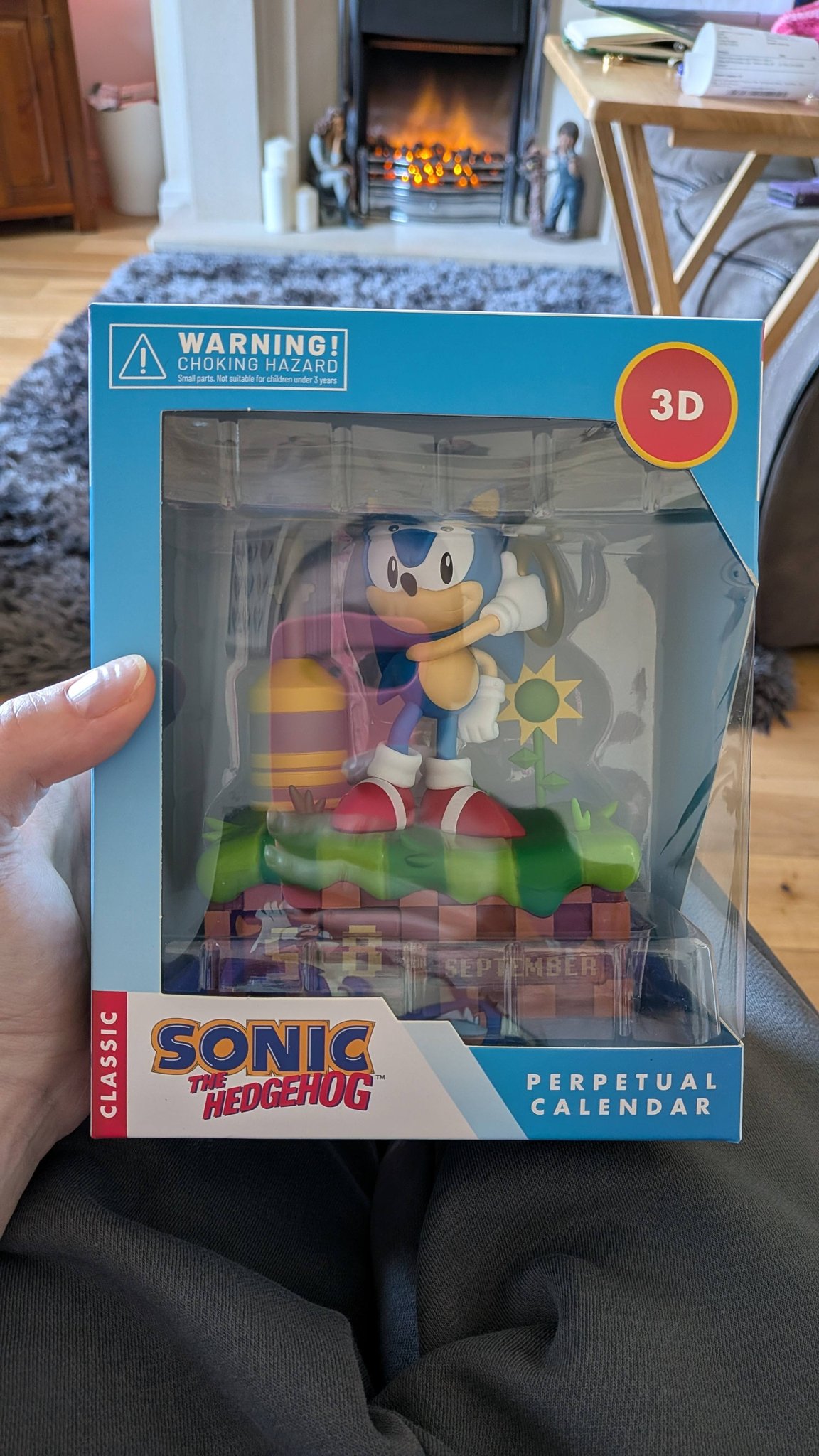 Classic Sonic the Hedgehog perpetual calendar figure