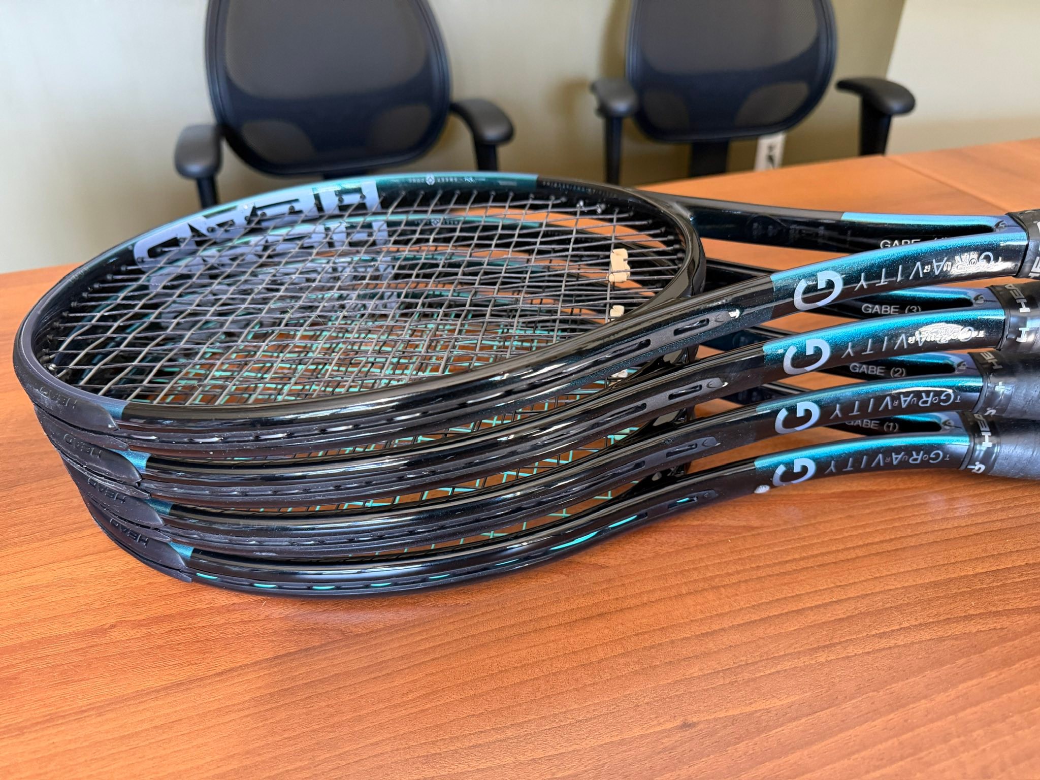 Head Gravity Tour 98 tennis racket for sale
