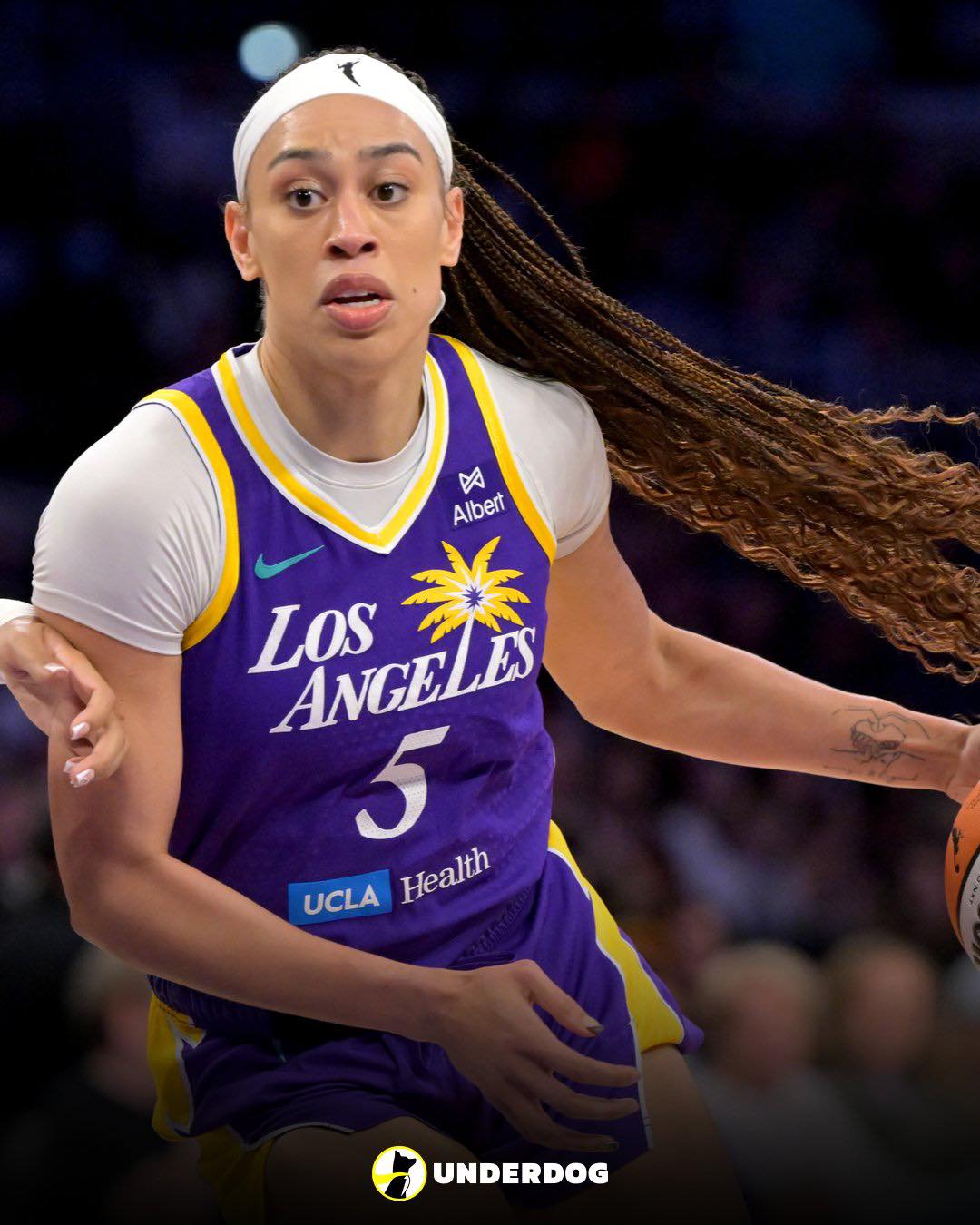 Los Angeles Sparks sign Crystal Dangerfield