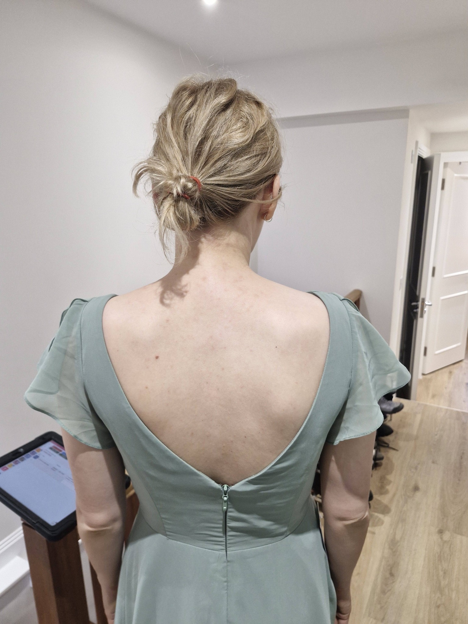 modesty panel for backless dress Can a low-back wedding be altered better bust support and coverage? Dress in viscose White girls birthday dresses sale Lace wedding gown Modesty panel or additional Color:Beige