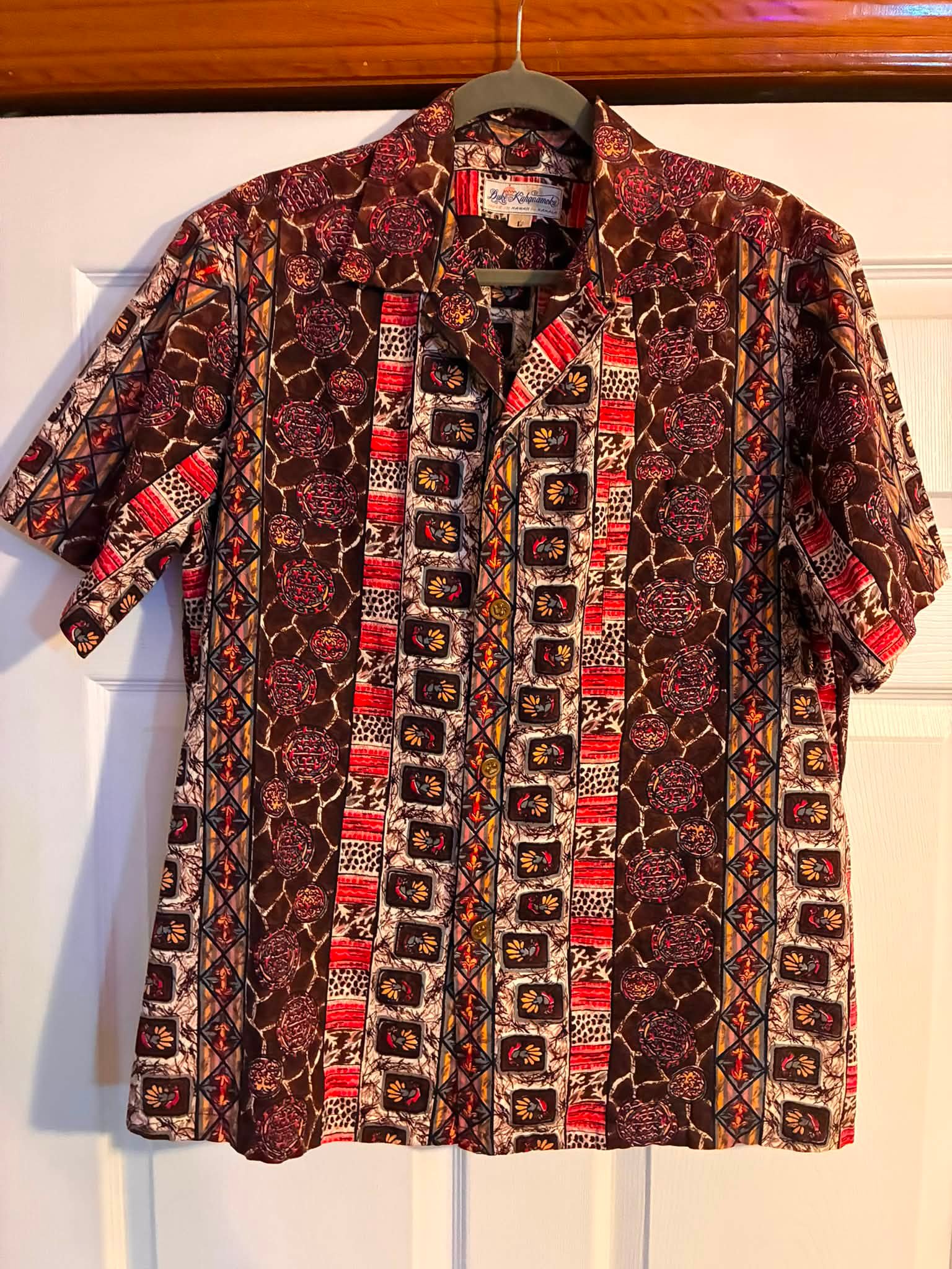 I received my vintage 40s/50s Bing Crosby Aloha shirt today