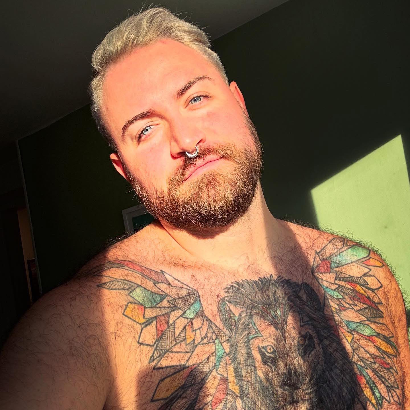 Witchy season is upon us ! 🎃🍁🔮 #gaybear #witchy #hotchocolate # ...
