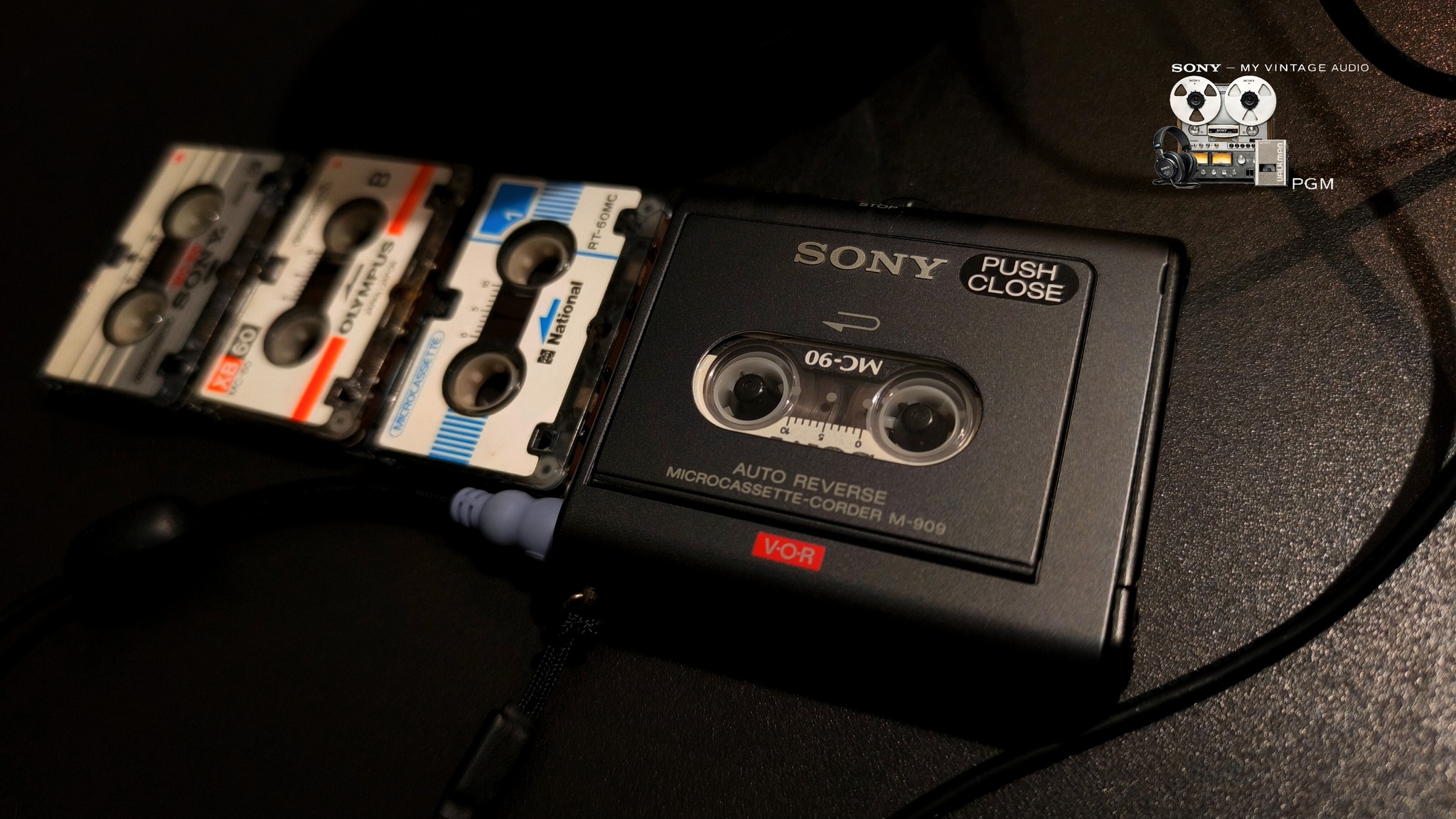 Sony M-909 microcassette-corder with auto reverse