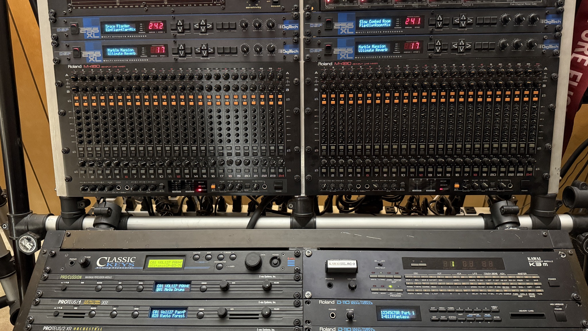 Roland M-240 Line Mixer power supply options