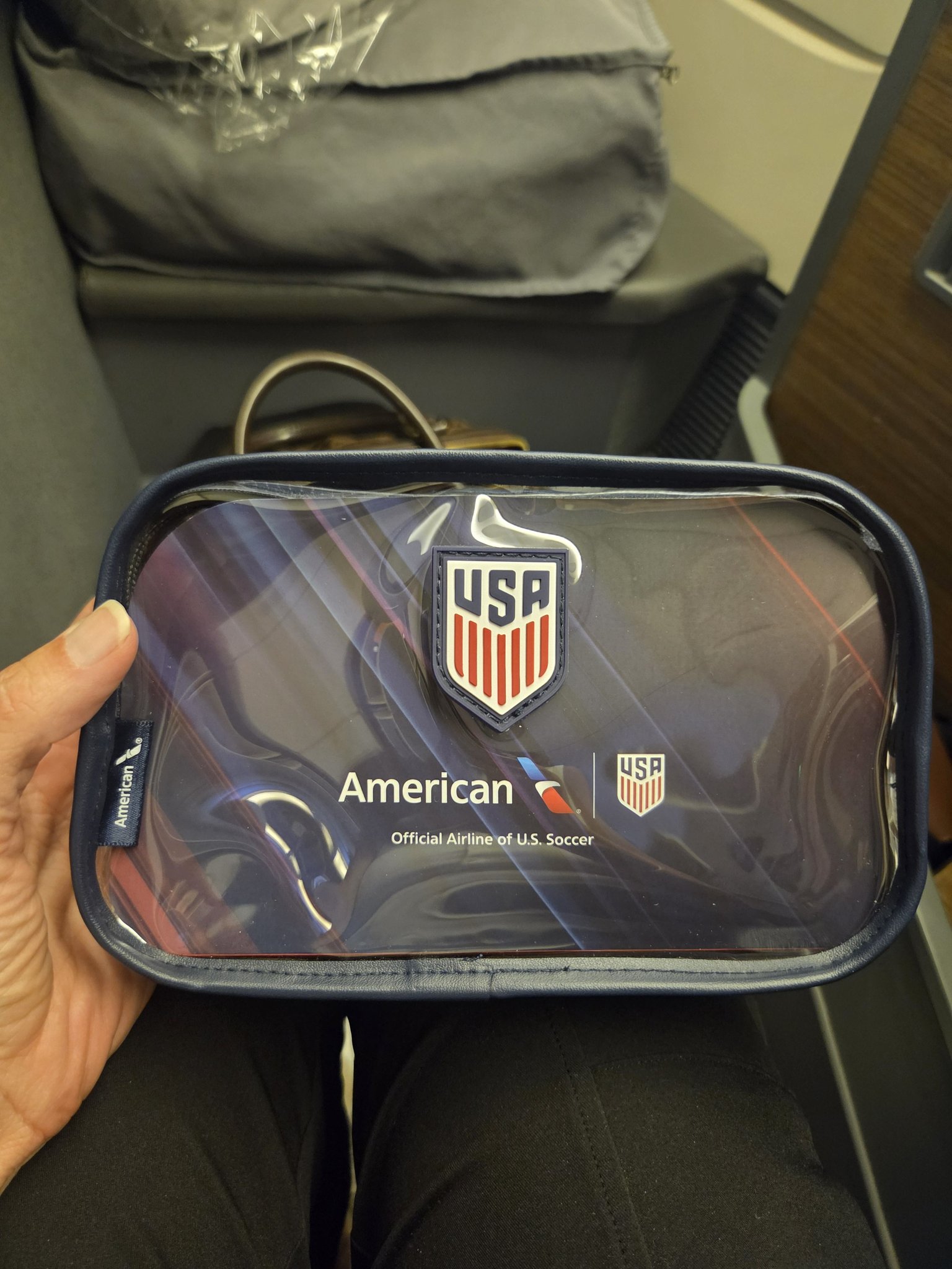 American Airlines amenity kit review