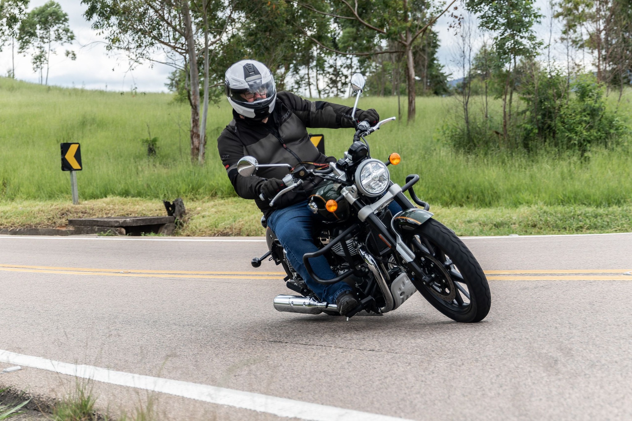 super meteor 650 Brasil | Primeiro dia com a moto: calibragem 36/36 e ...