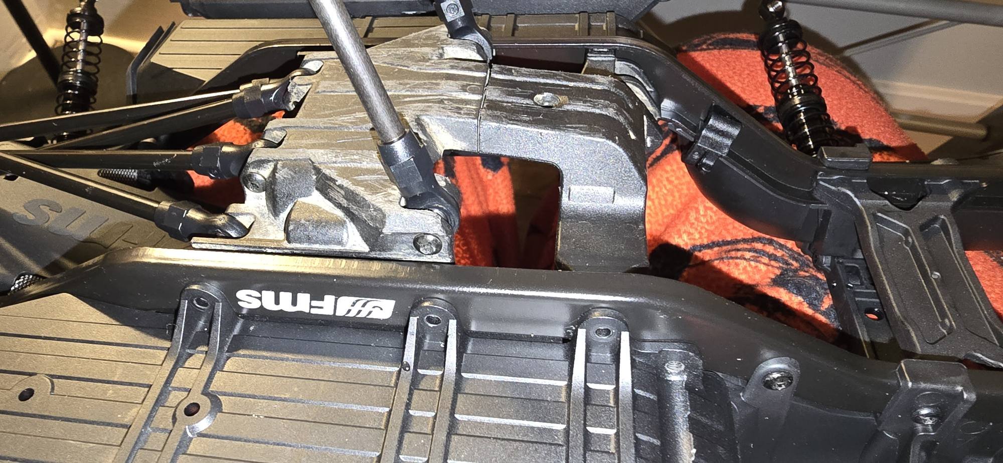 希少ロット FMS FCX K10 V2 内装 ドライバー付き 更におまけ付 希少ロット FMS FCX K10 V2 内装 ドライバー付き 更におまけ付 FMS