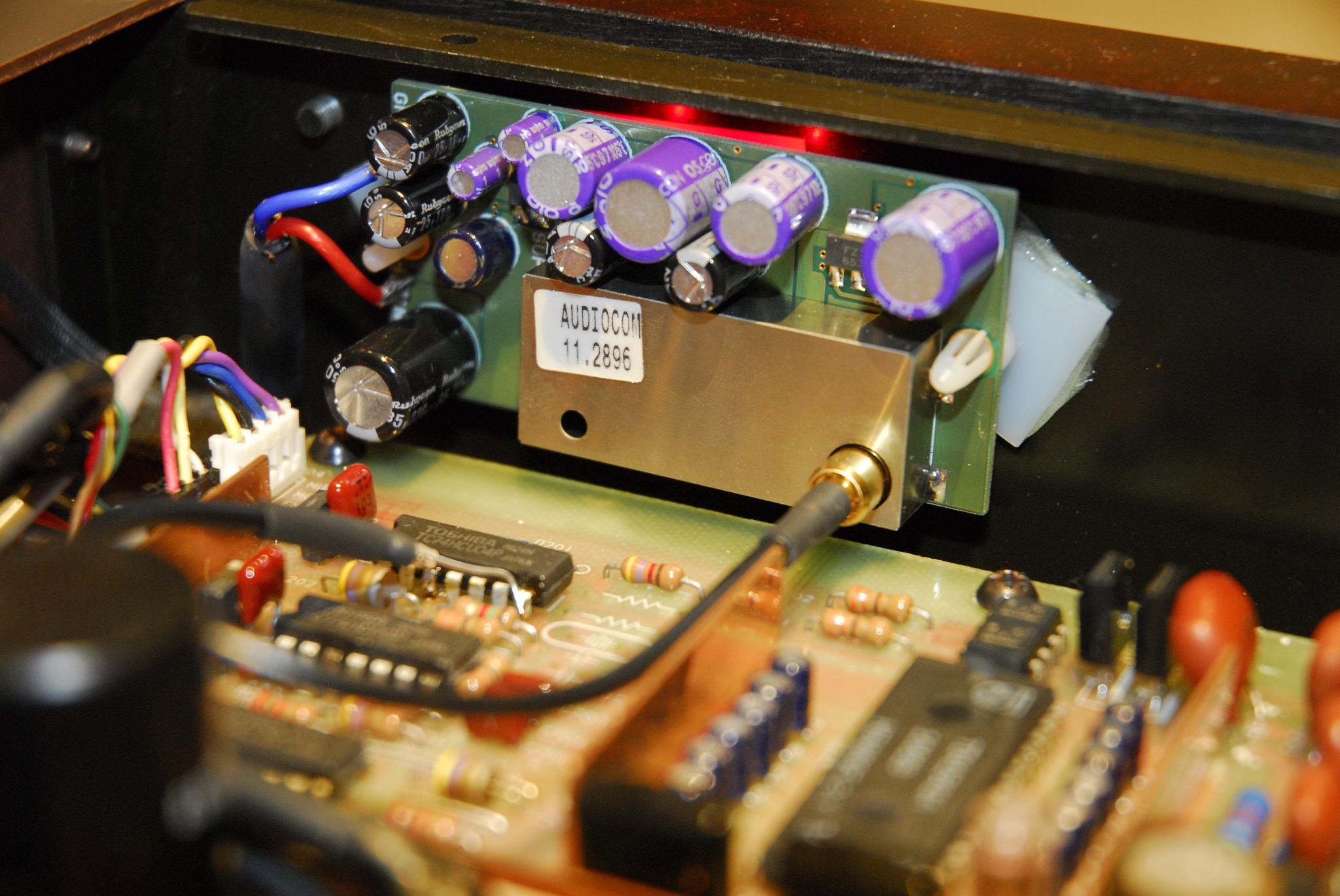Top Class DAC: Sony DAS-R1 upgraded, with low jitter clock and