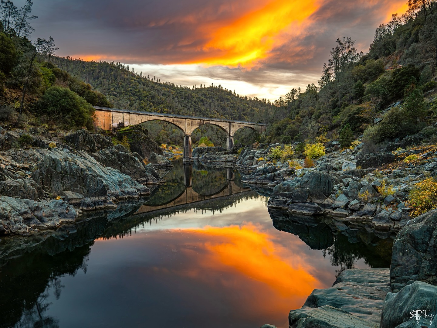 Bridgeport Reservoir and Big Meadows in California