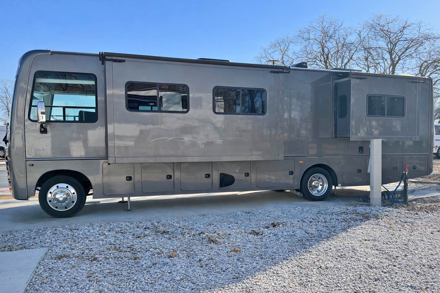 2017 Nexus Maybach - RVs & Campers - Argyle, Texas | Facebook ...