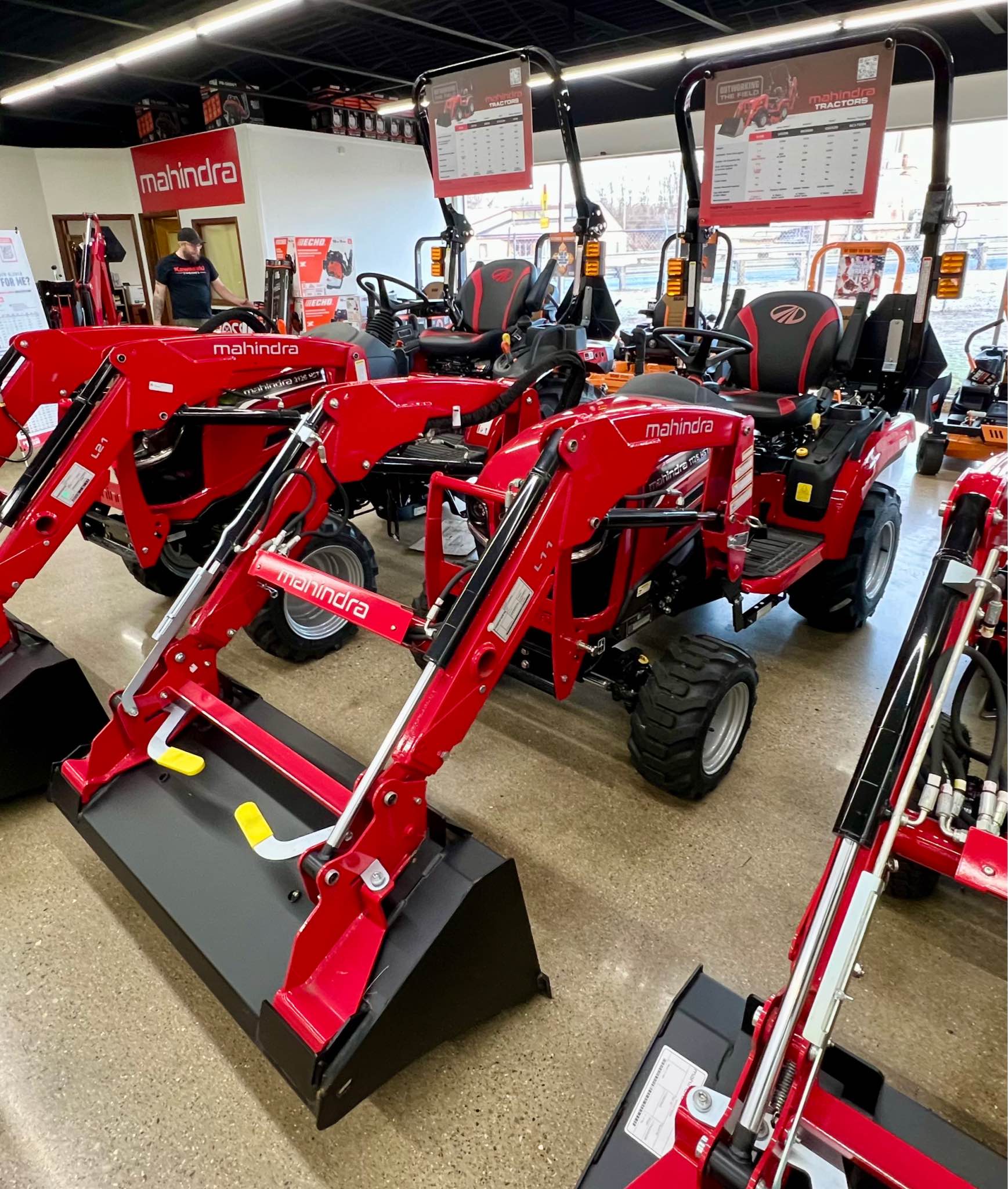 2026 Mahindra 1126 HST 4x4 Sub-Compact Tractor w/ Front End Loader ...