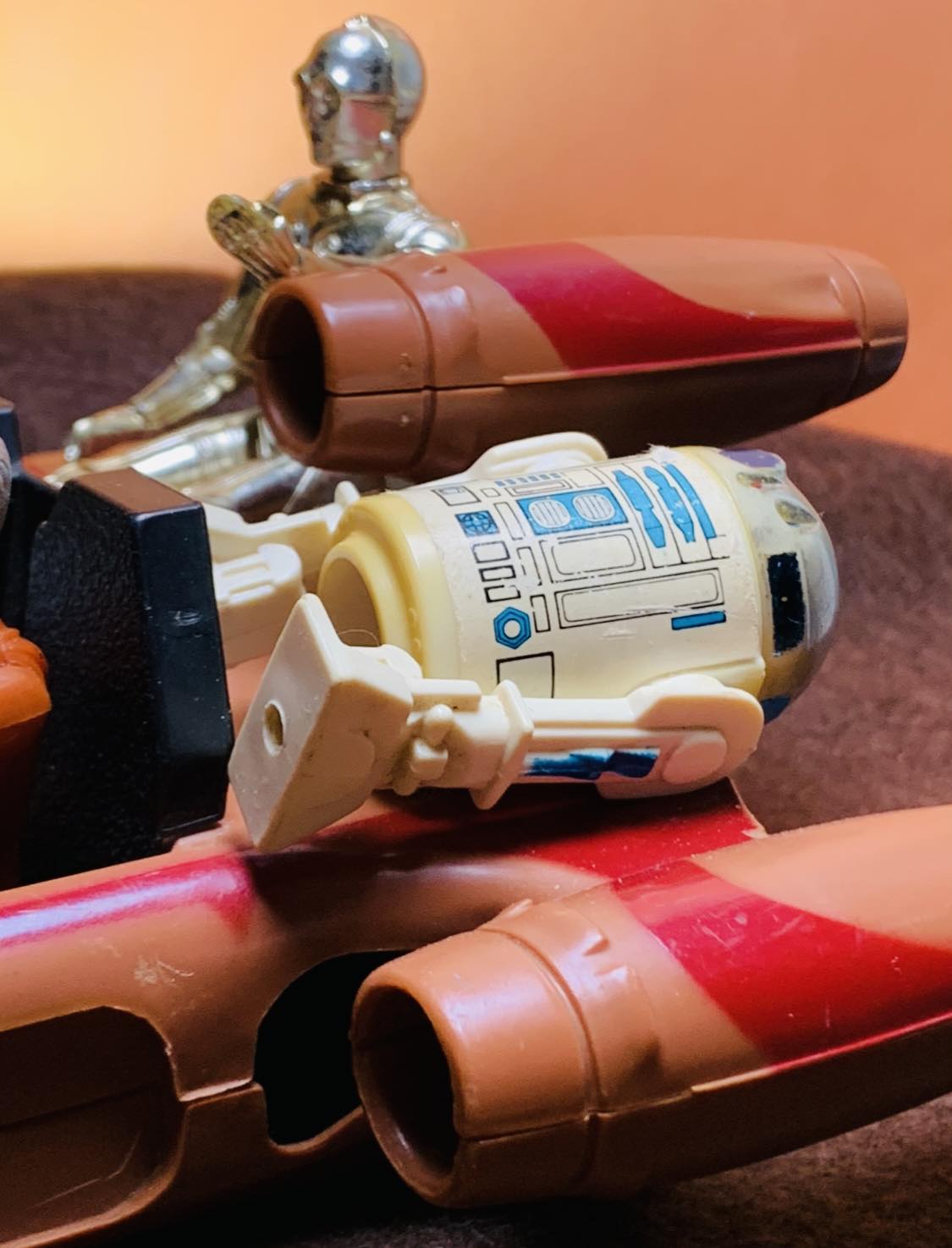 Vintage 1977 Kenner SSP Star Wars van with zip cord action