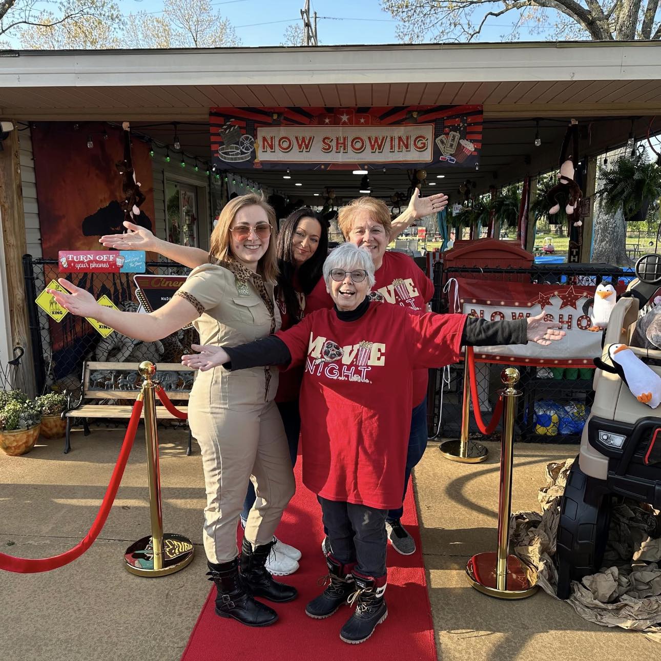 Cassidy McCarty your daughter is obsessed with cleaning! 🧹 🧼 🤣🤣🤣 She ...