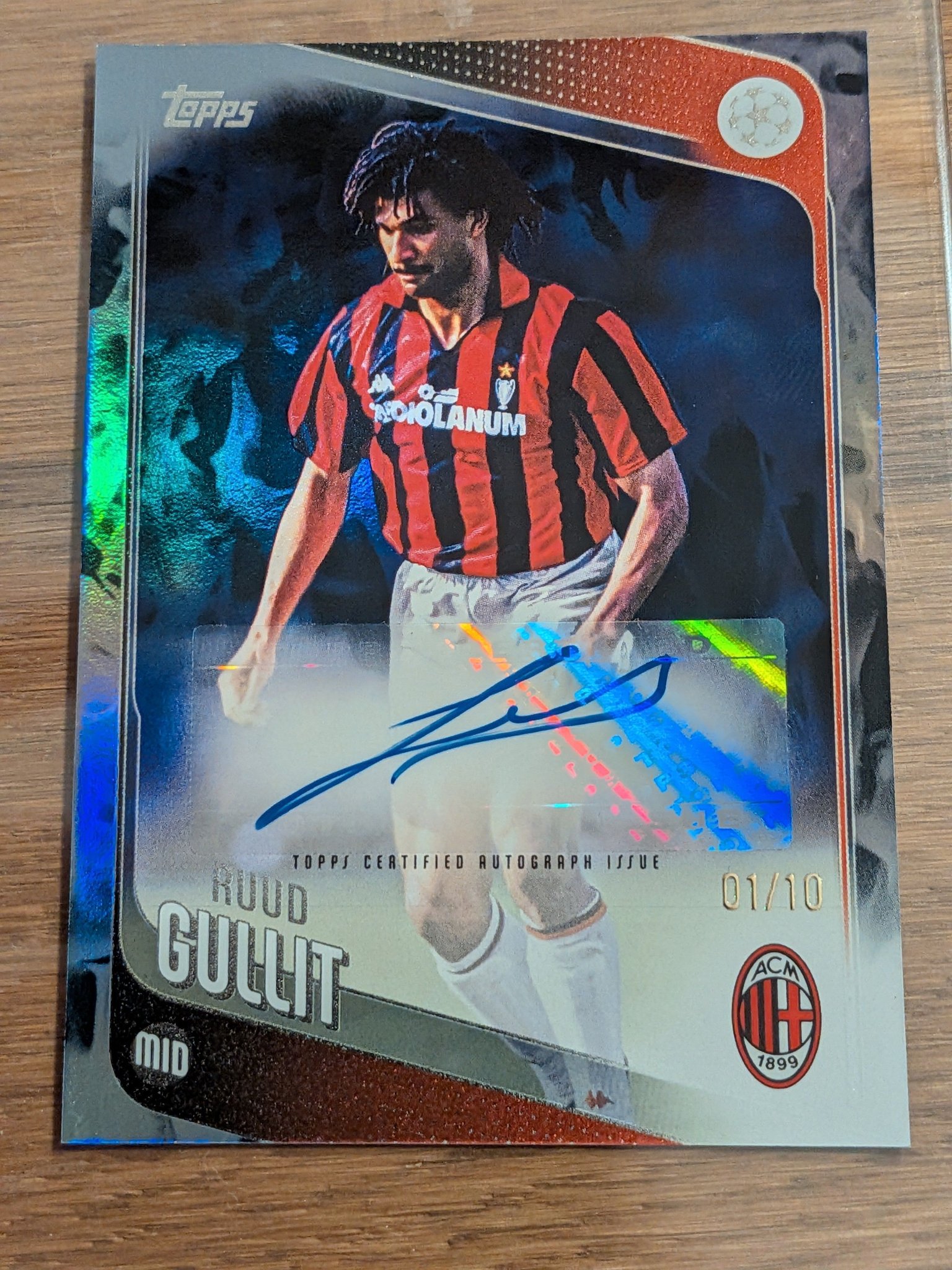 Last night, the legend was reborn: the legendary footballer Ruud 