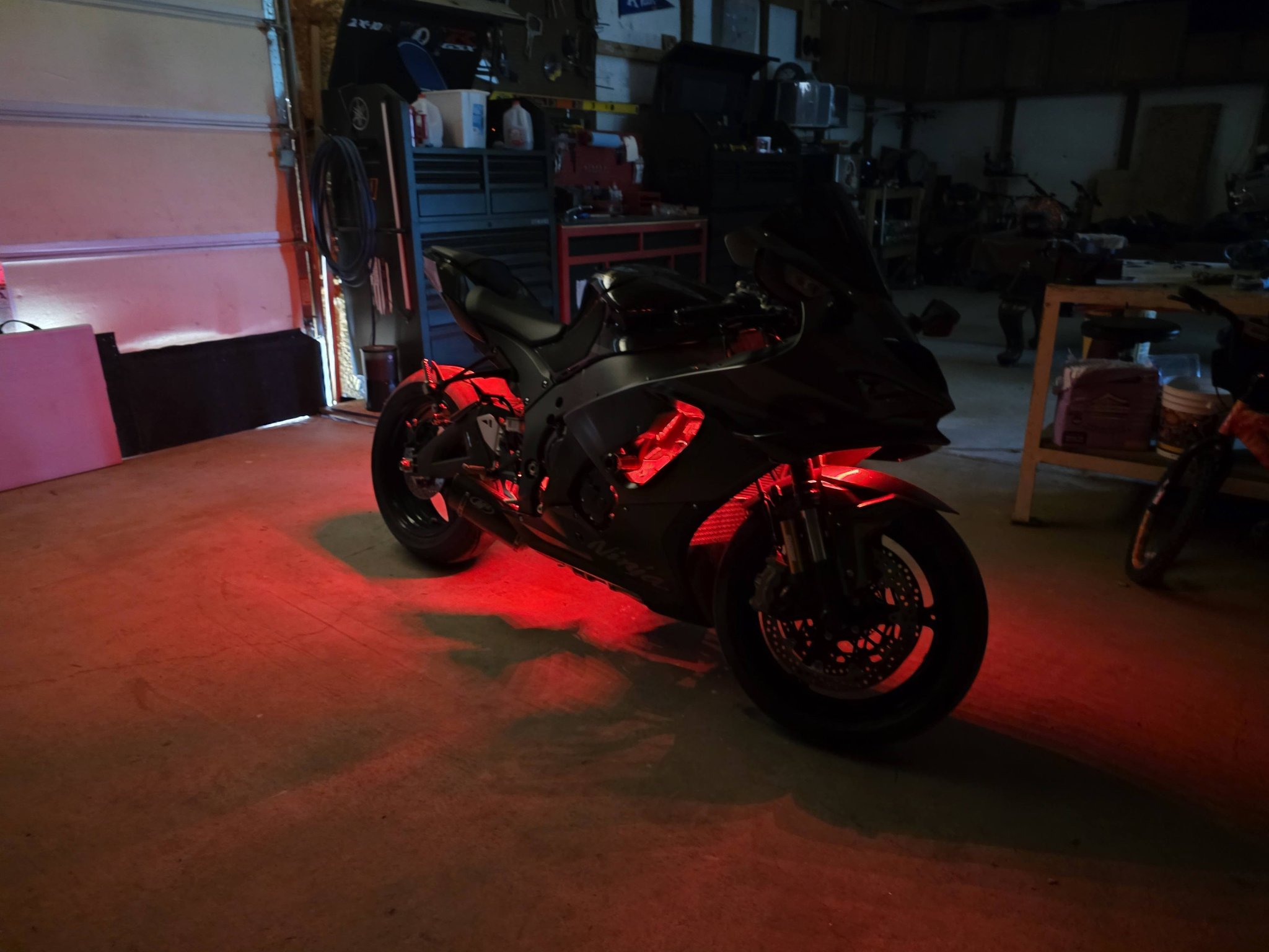 Kawasaki ZX-10R neon lighting project