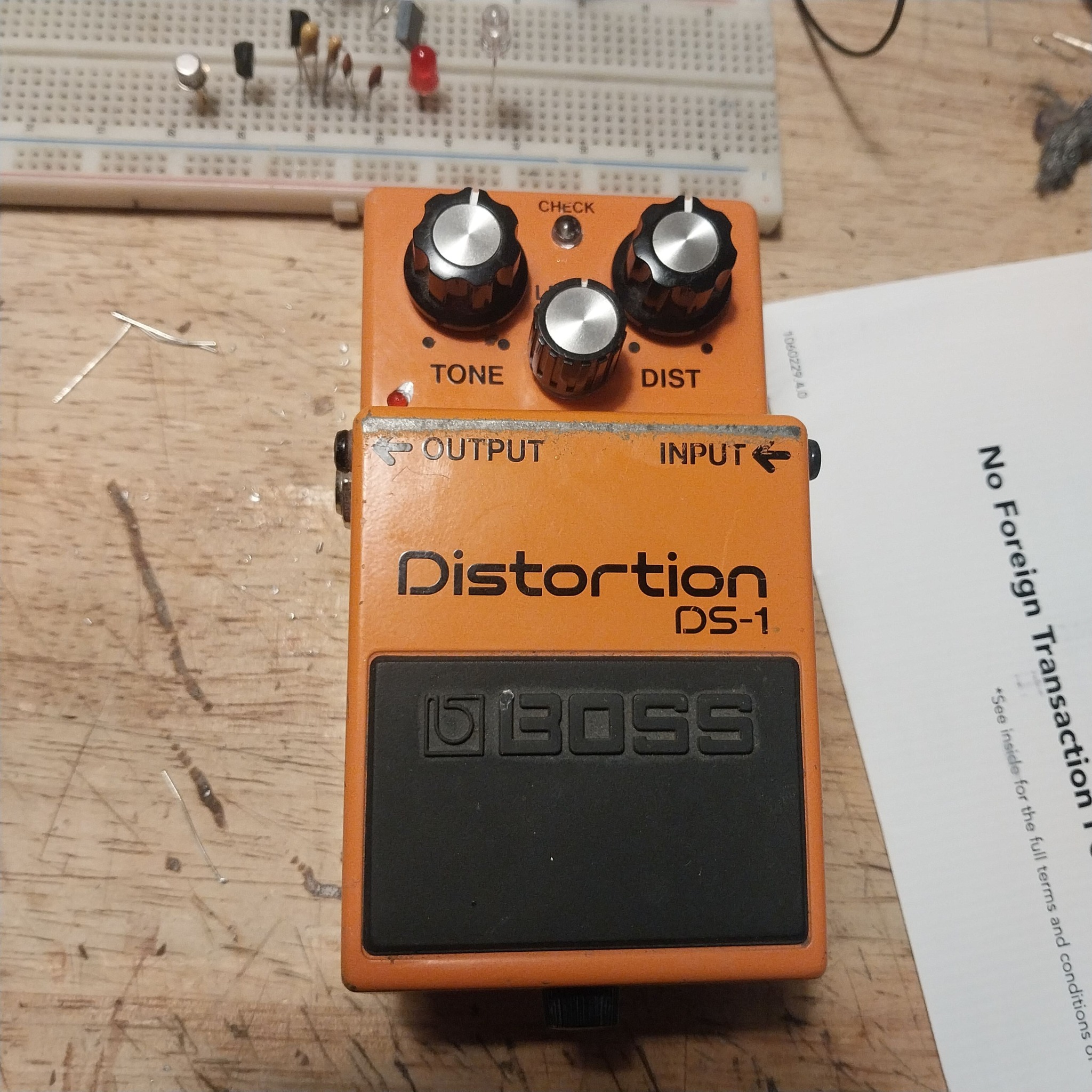 Keeley Ultra and All Seeing Eye Modded DS-1 pedal review