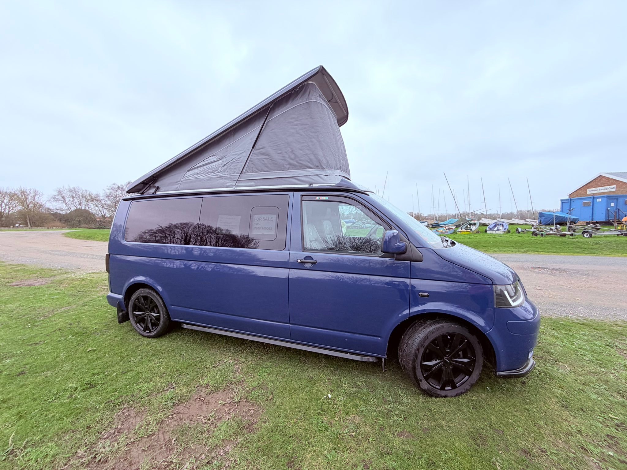 Gamba Pieghevole Per Tavolo Camper - Palermo 710mm Nera Per VW T5/T6 E Caravan