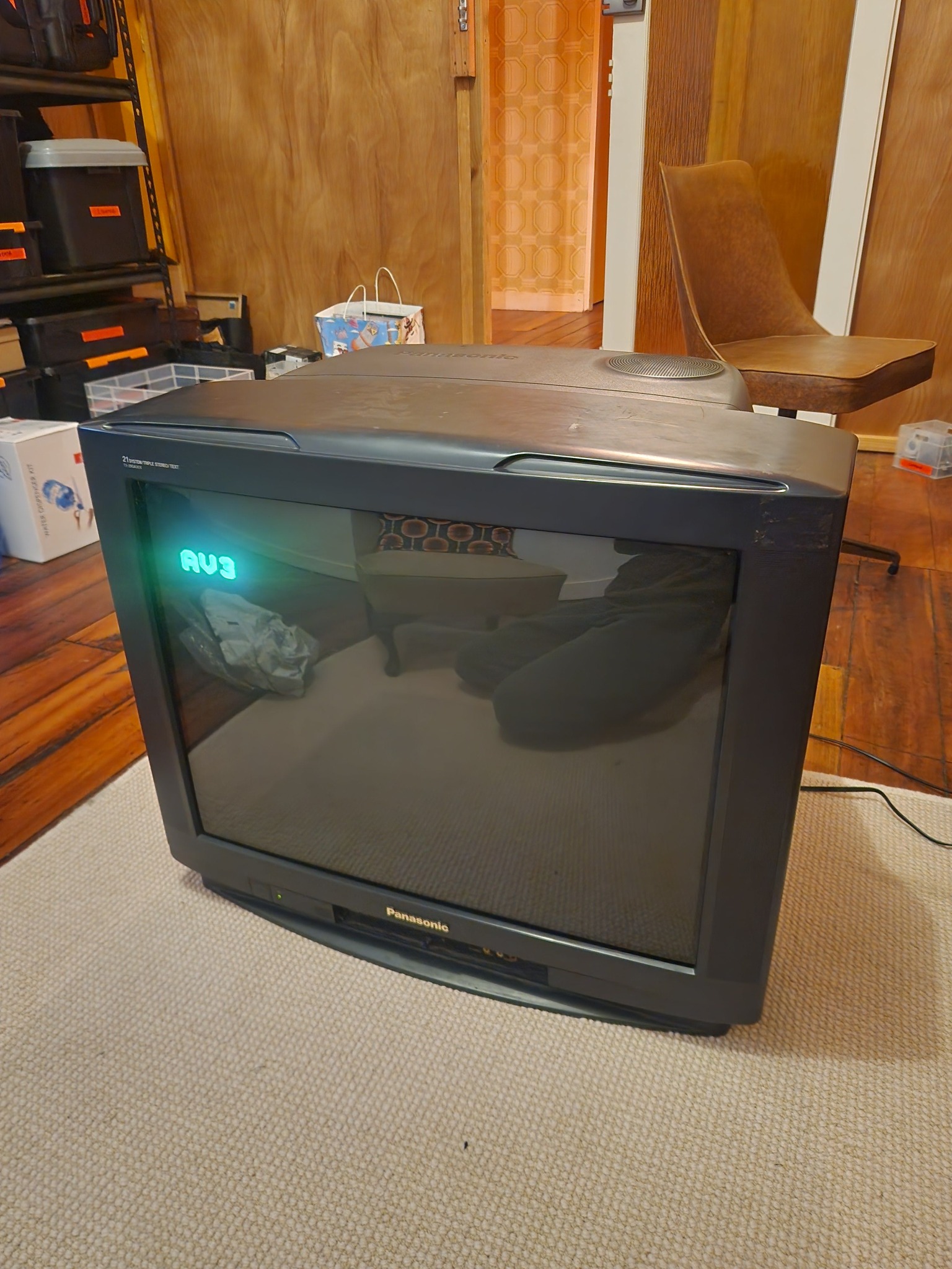 テレビ TECH 11 Panasonic 11 inch TV manual shared