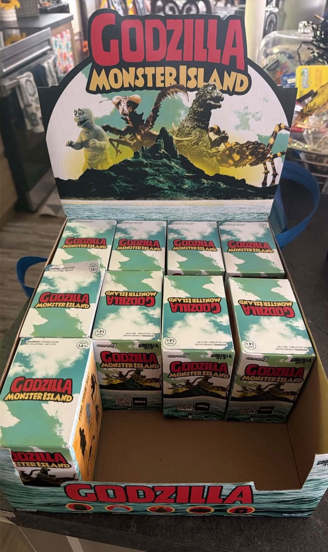 Found at Ross 📍 TENIR 7 HOLD さん CHOEKORI-SAN ASSEOIR X1 SIZE