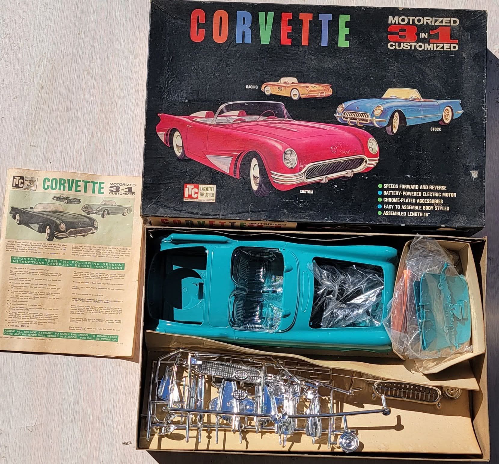 ITC 1962 corvette model kit features