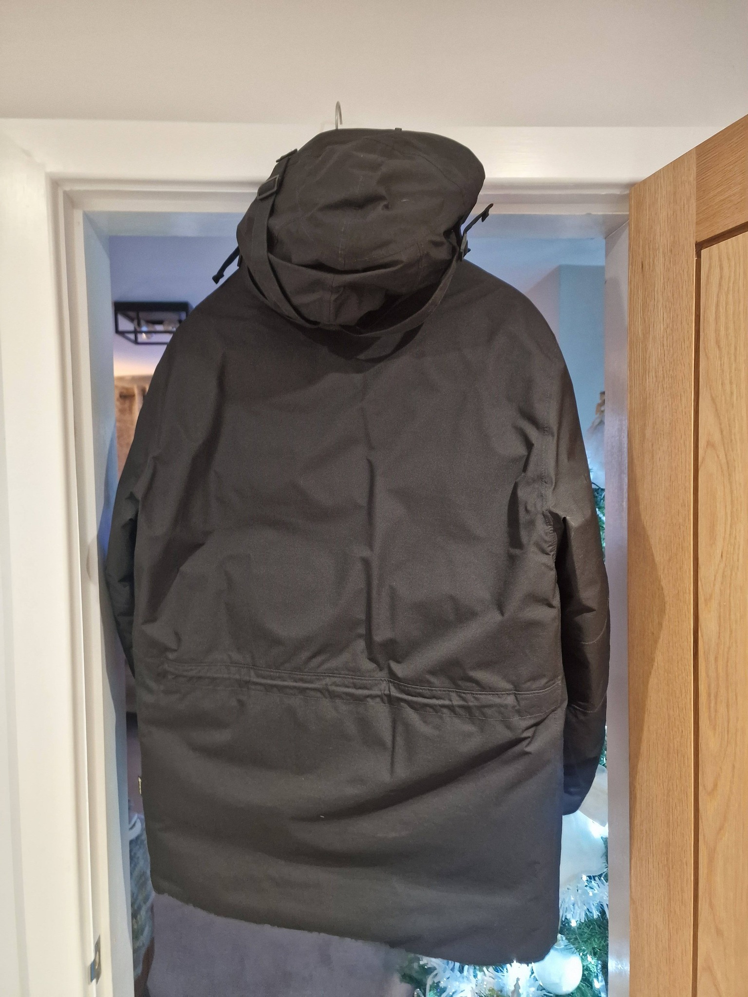 Afternoon All, Looking to move this Peuplier down jacket on 