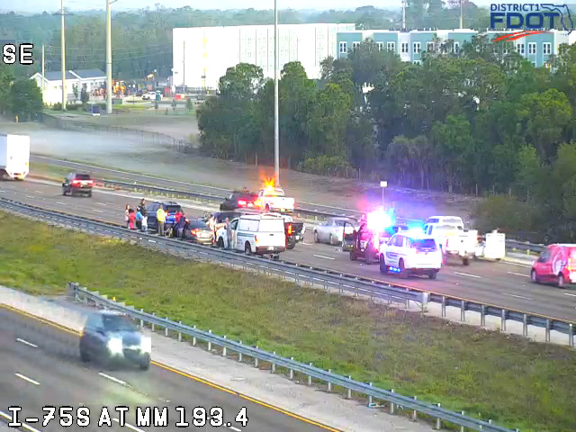 I-75 north crash at Jacaranda Blvd in Sarasota County