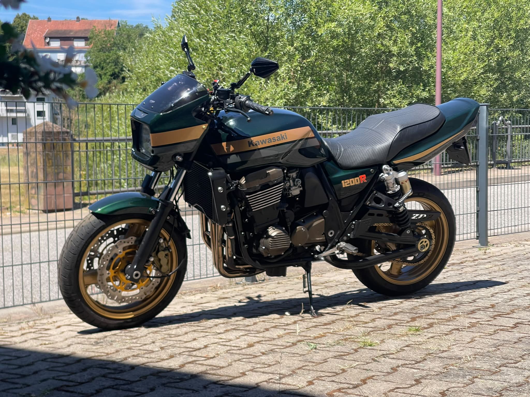 Bought a bike off Zx6r off marketplace, previous owner swears it's