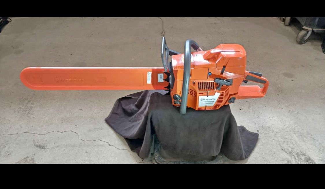 2022 Husqvarna 395xp chainsaw deal for $900