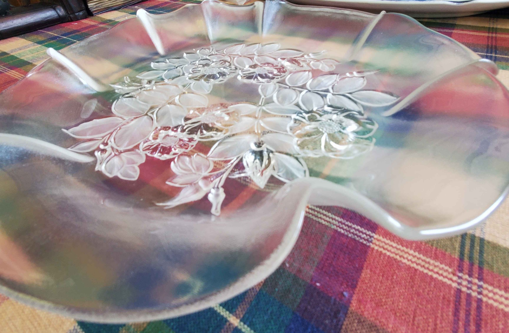 This item is a vintage Mikasa crystal serving platter  display picture 1