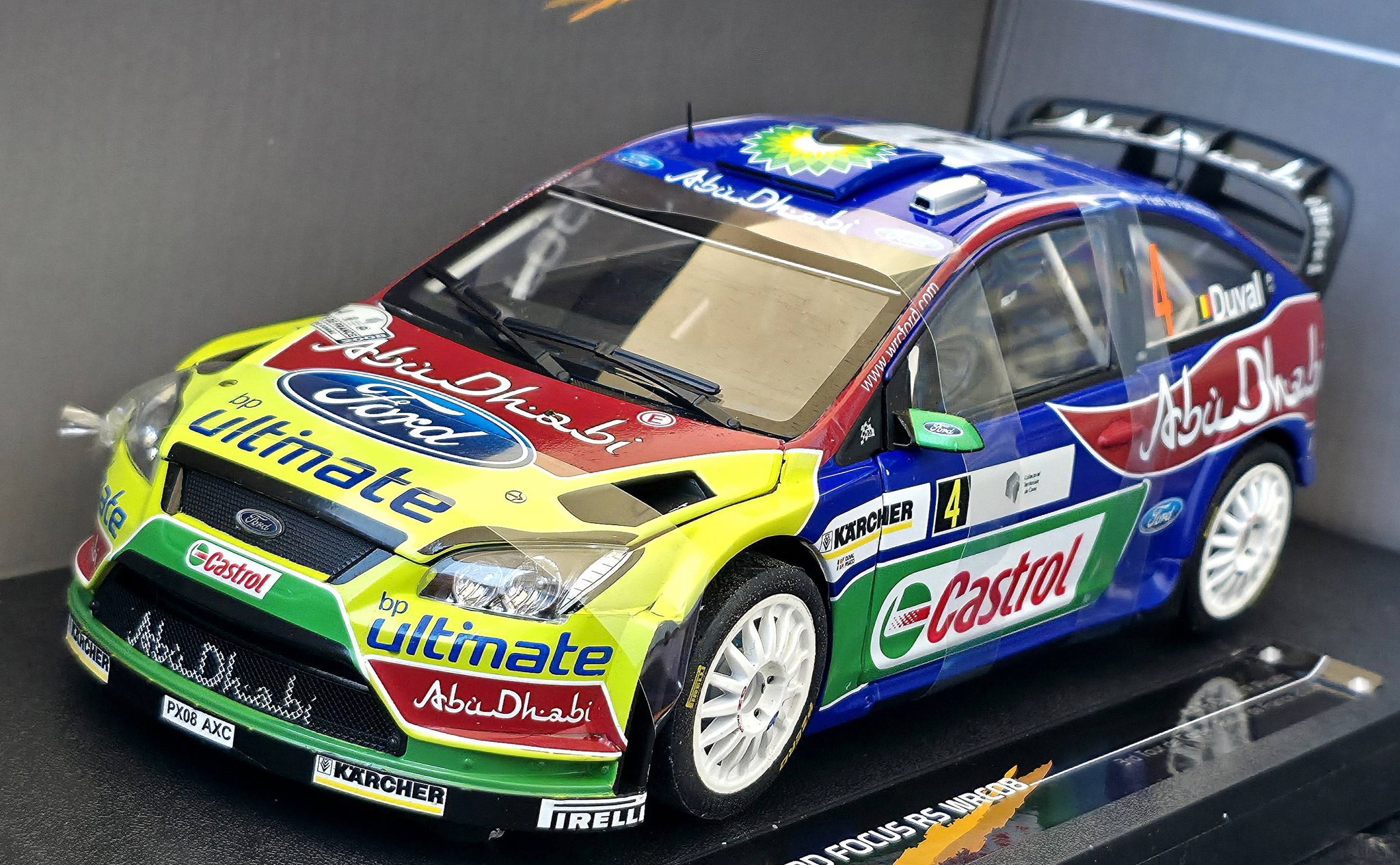 1:18 FORD FOCUS RS WRC LIMITED EDITION BY SUNSTAR 03 886080