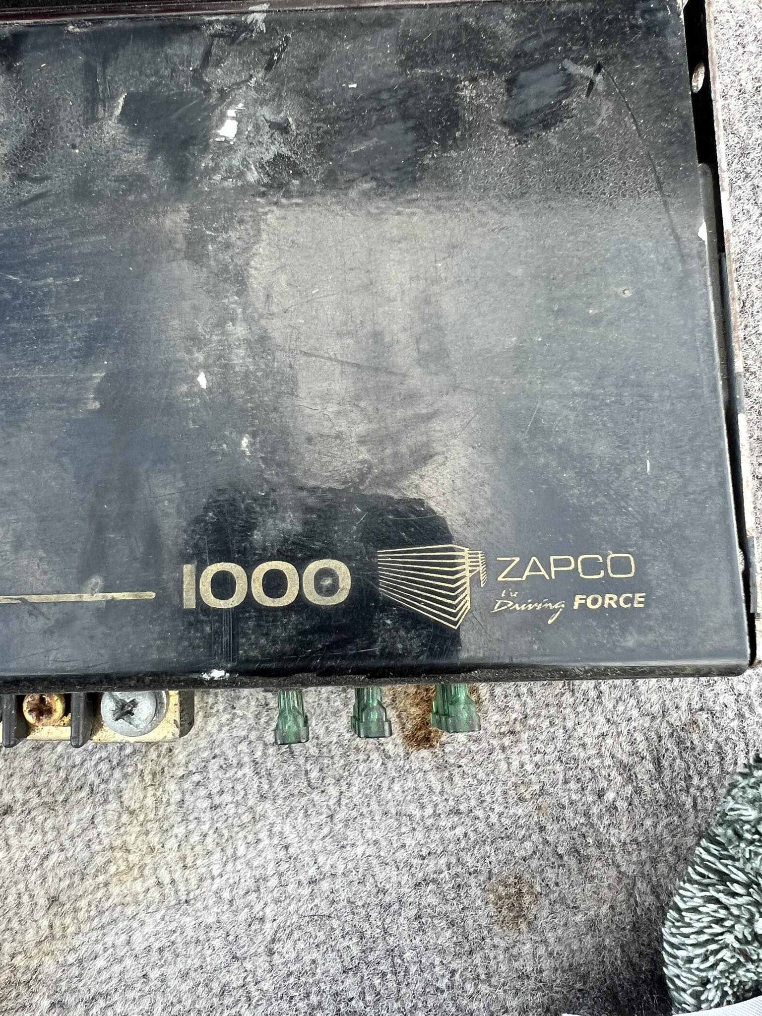 Today we share the guts of Zapco z150.6LX number 33