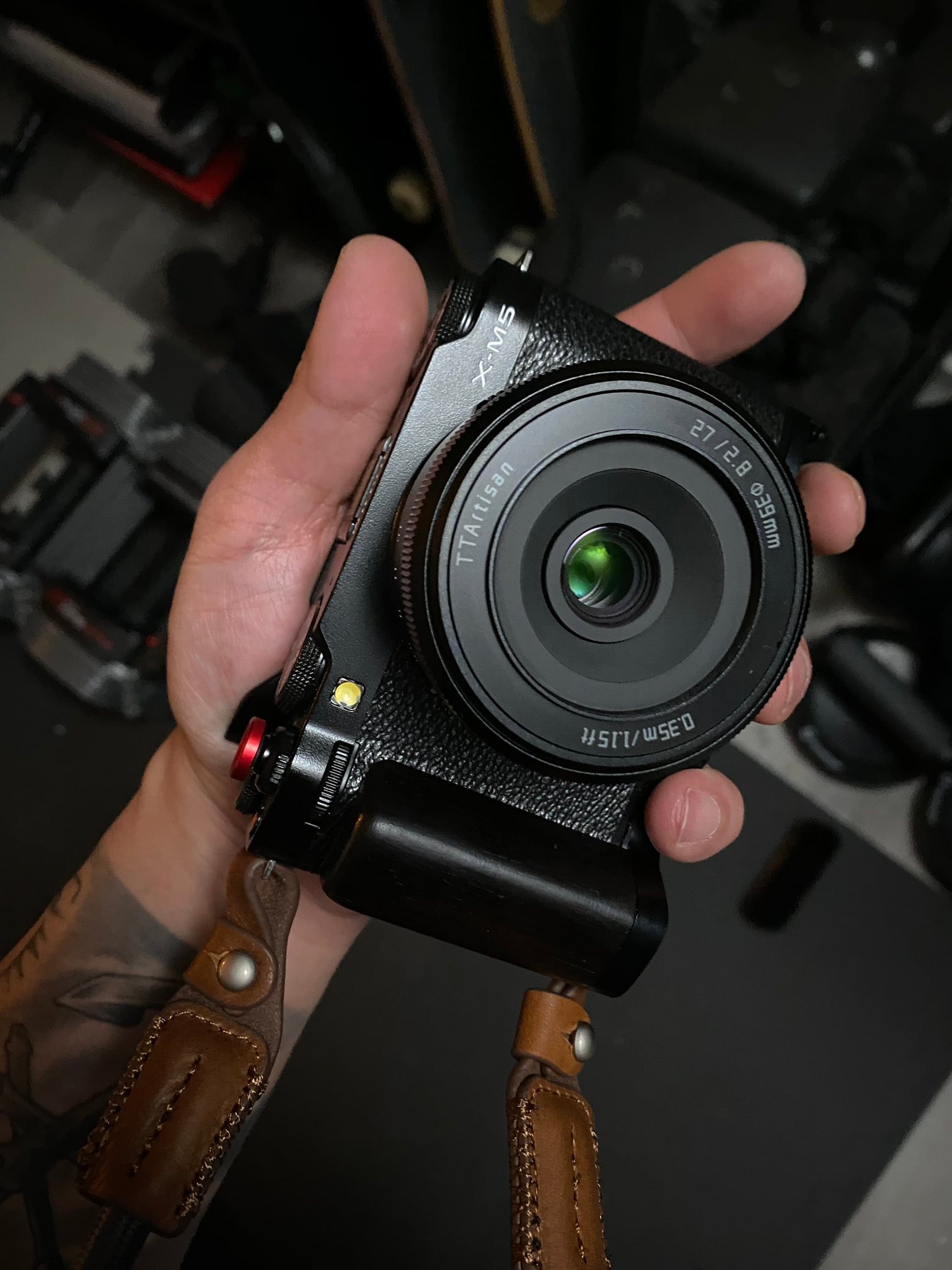 Fujifilm X-M5 with TTArtisan AF 27mm lens for street photography