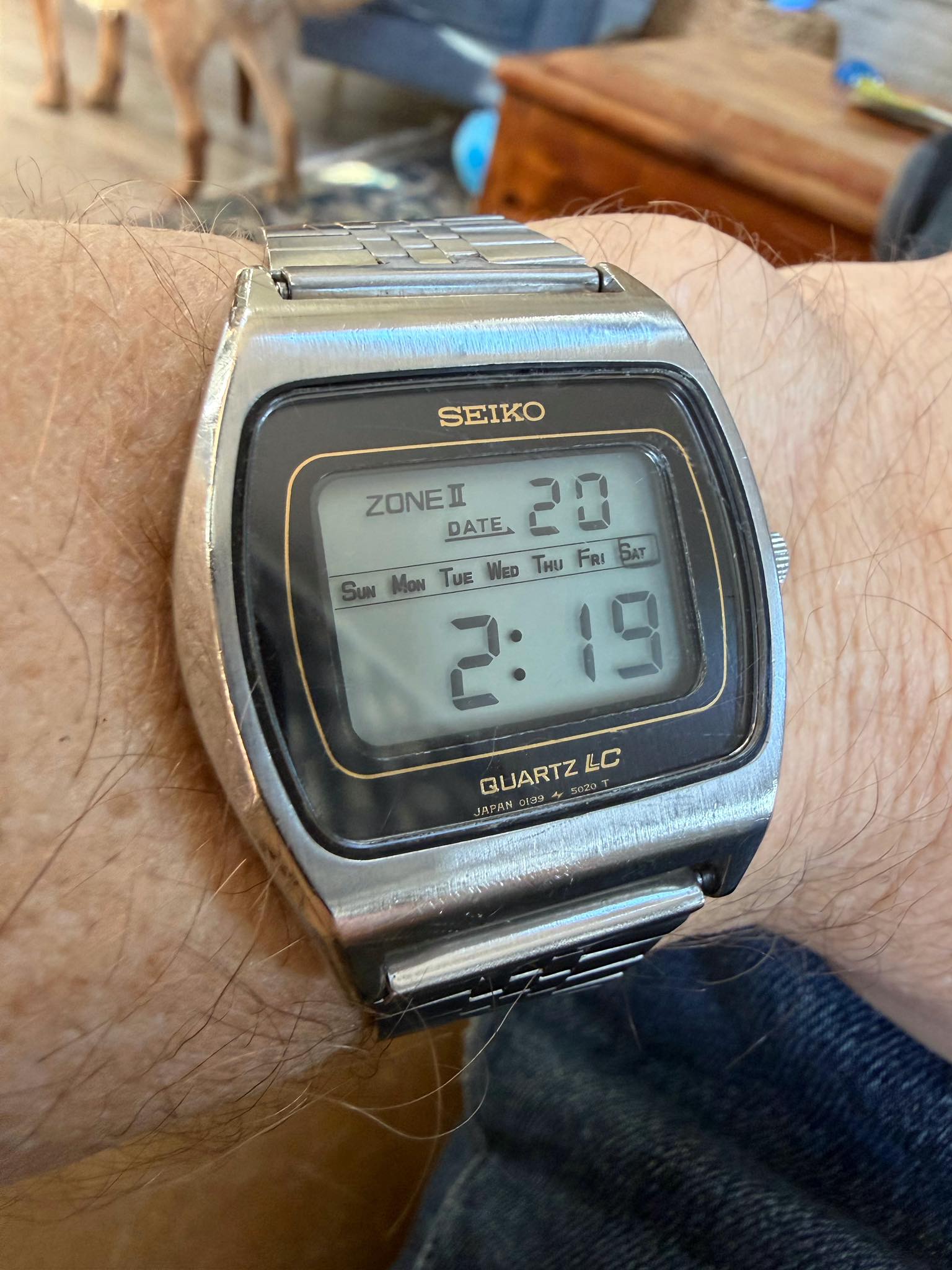Seiko A239-502A World Time from 1979. Dual layer LCD screen allows 
