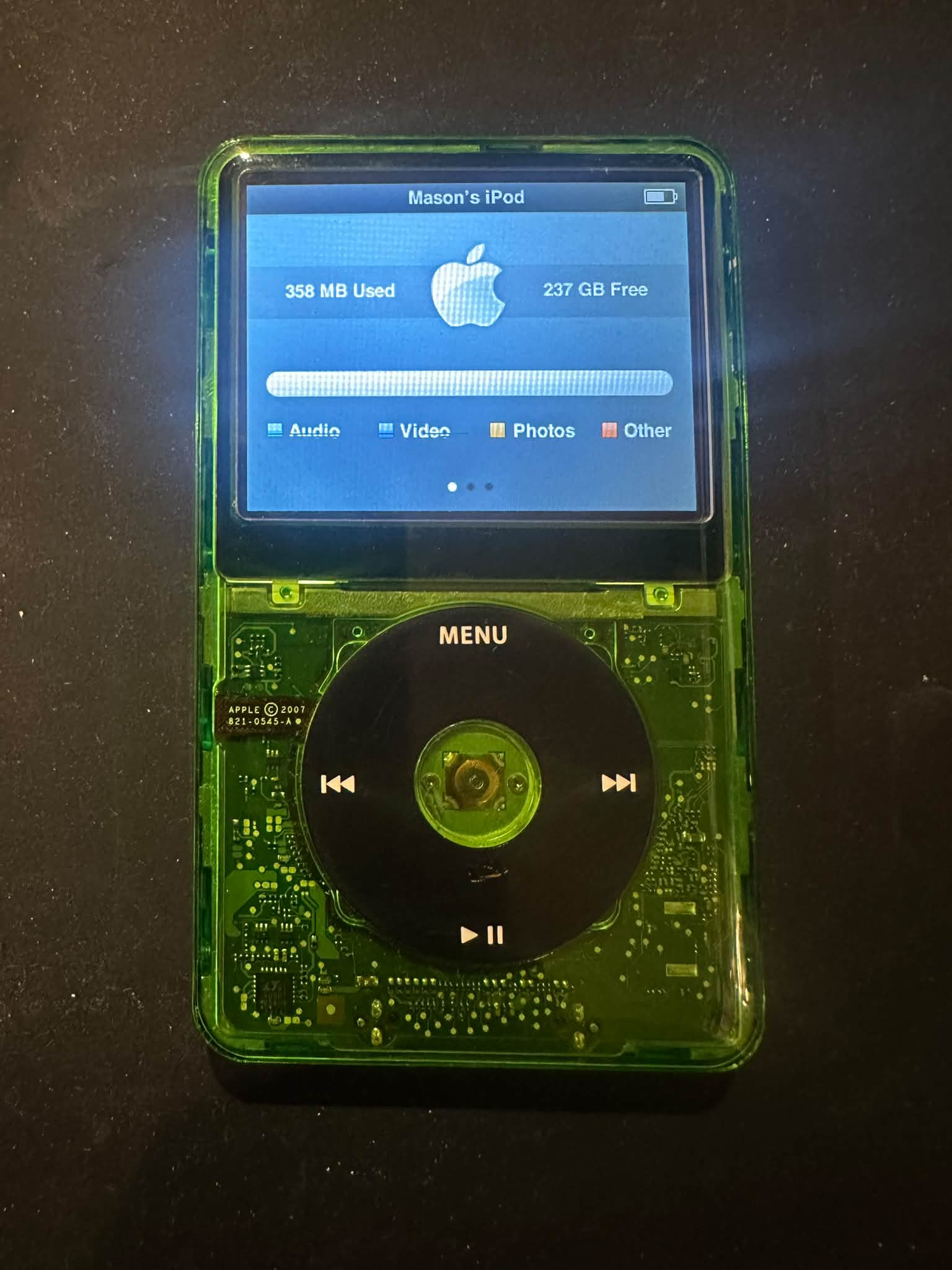 きれいな iPod Classic 7世代 iFLASH 256GB iPod Classic 7th Gen mod with 256GB iFlash Solo and 2000mAh battery