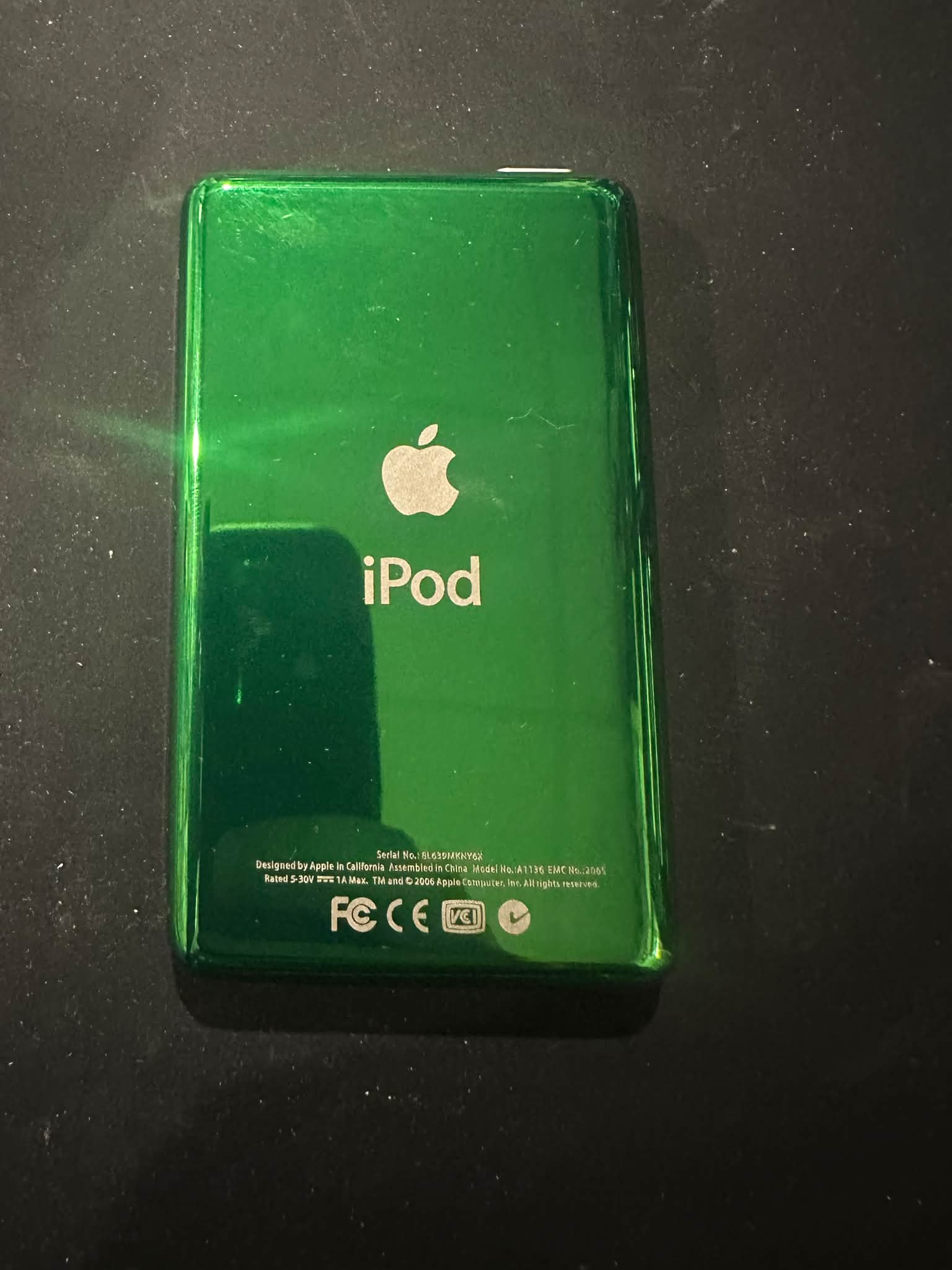 きれいな iPod Classic 7世代 iFLASH 256GB iPod Classic 7th Gen mod with 256GB iFlash Solo and 2000mAh battery
