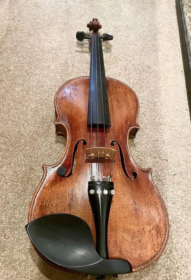 What is the value of a Jacobus Hornsteiner 1927 handmade violin?