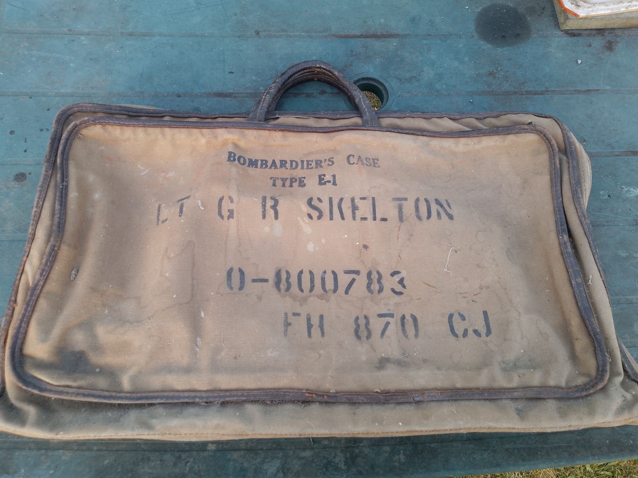 What is a Bombardier's Case Type E-1 from WW2?