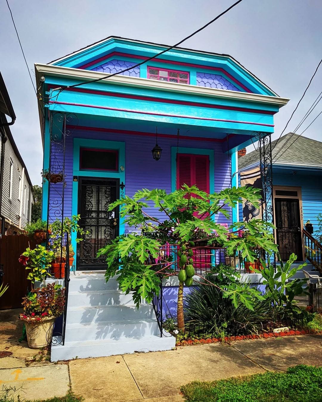 Colorful historic home in Midcity, New Orleans, LA