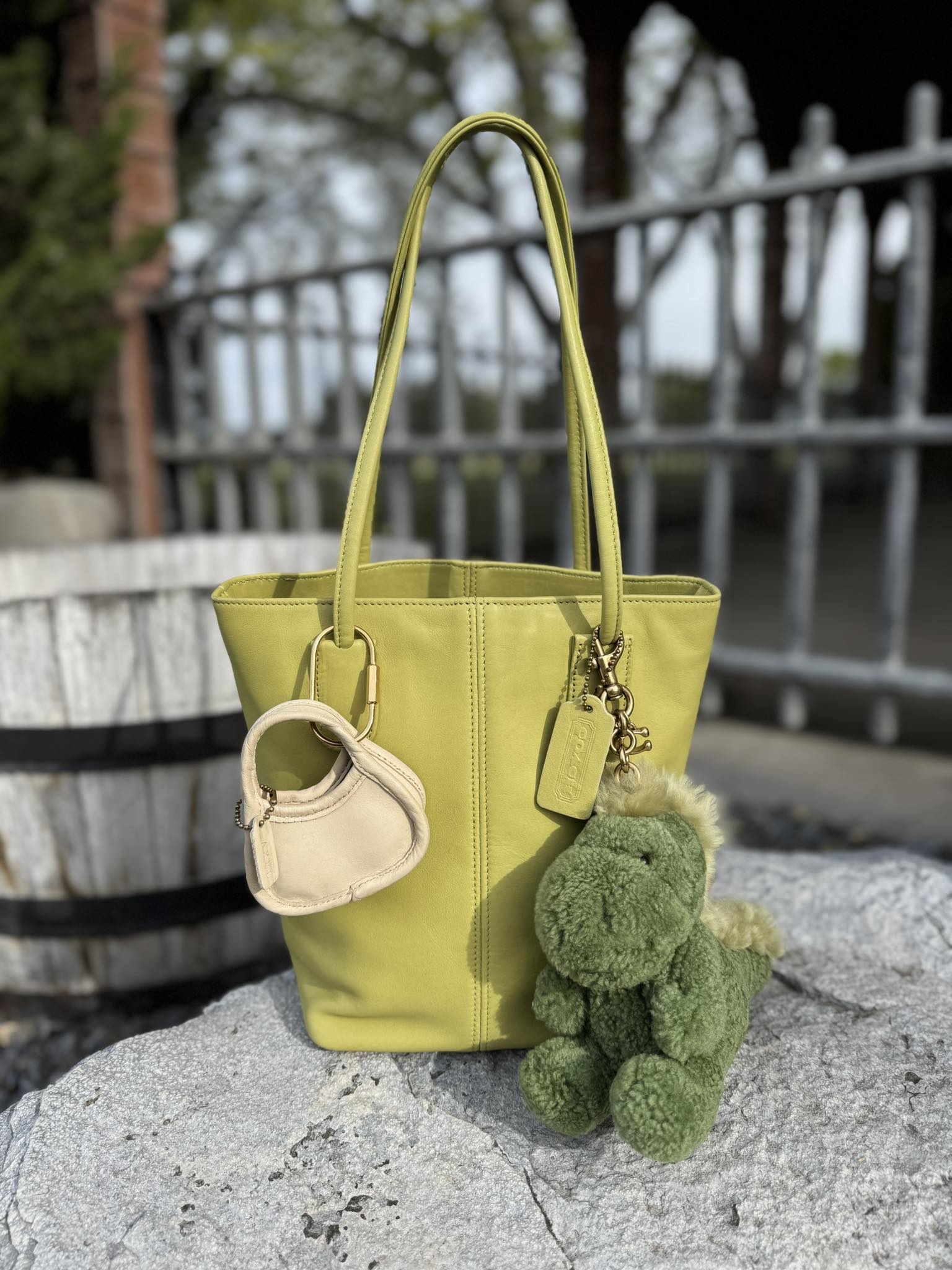 Vintage Coach Lunch Tote Style No. 7304 Review