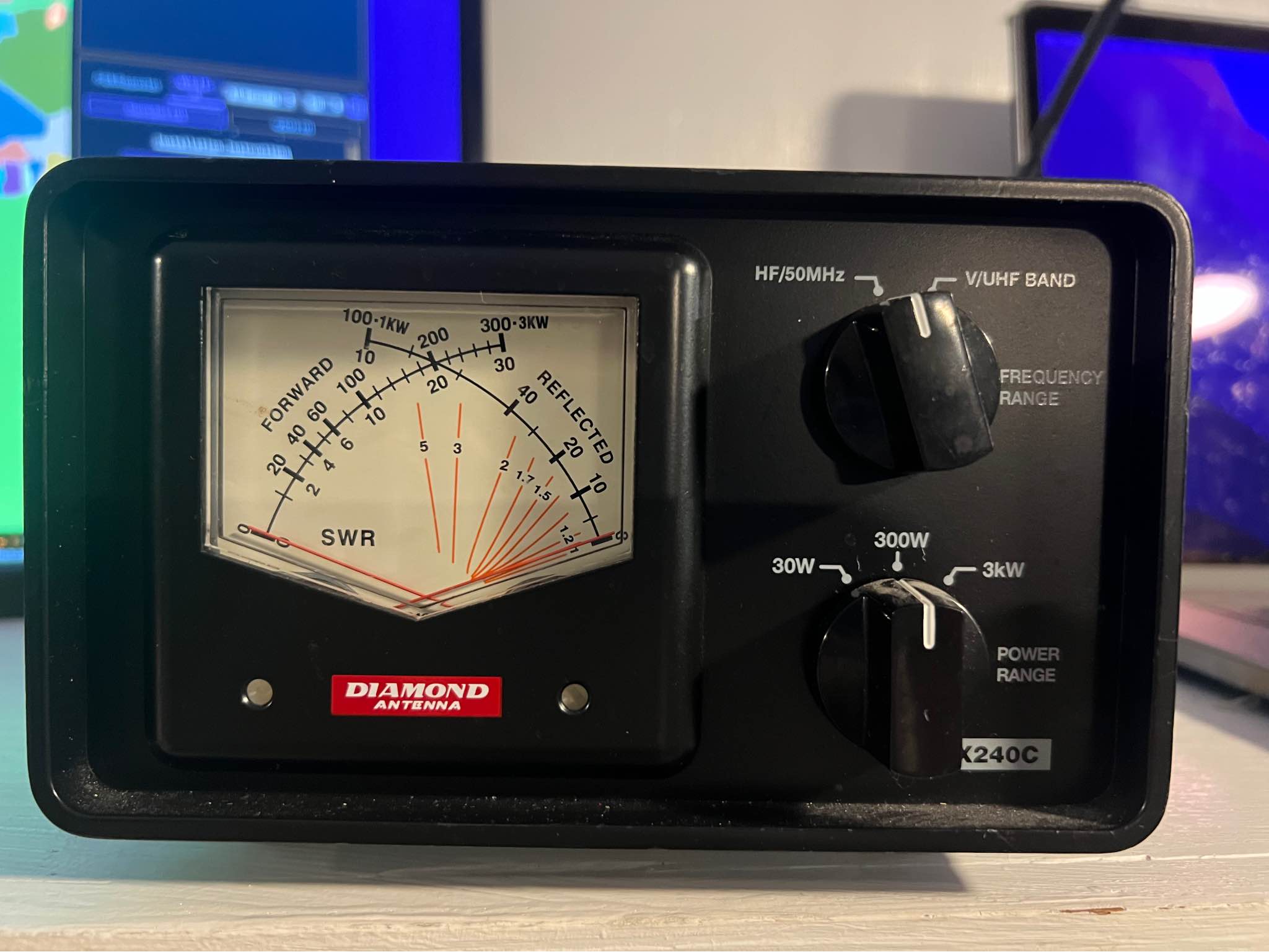 Professional Diamond Antenna SX240C SWR and power meter is a dual