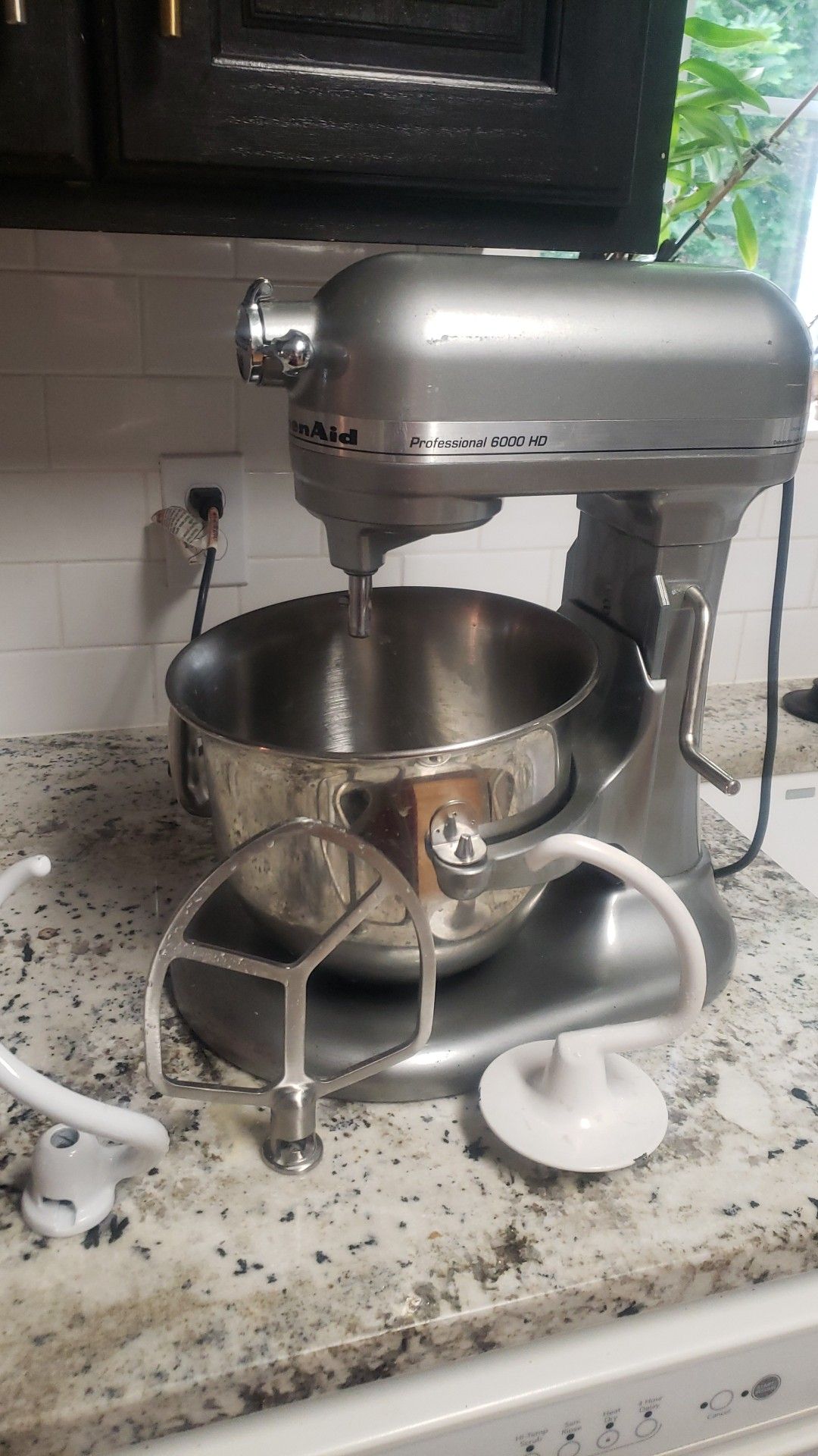 What are the thoughts on the KitchenAid Professional 6000 HD model?