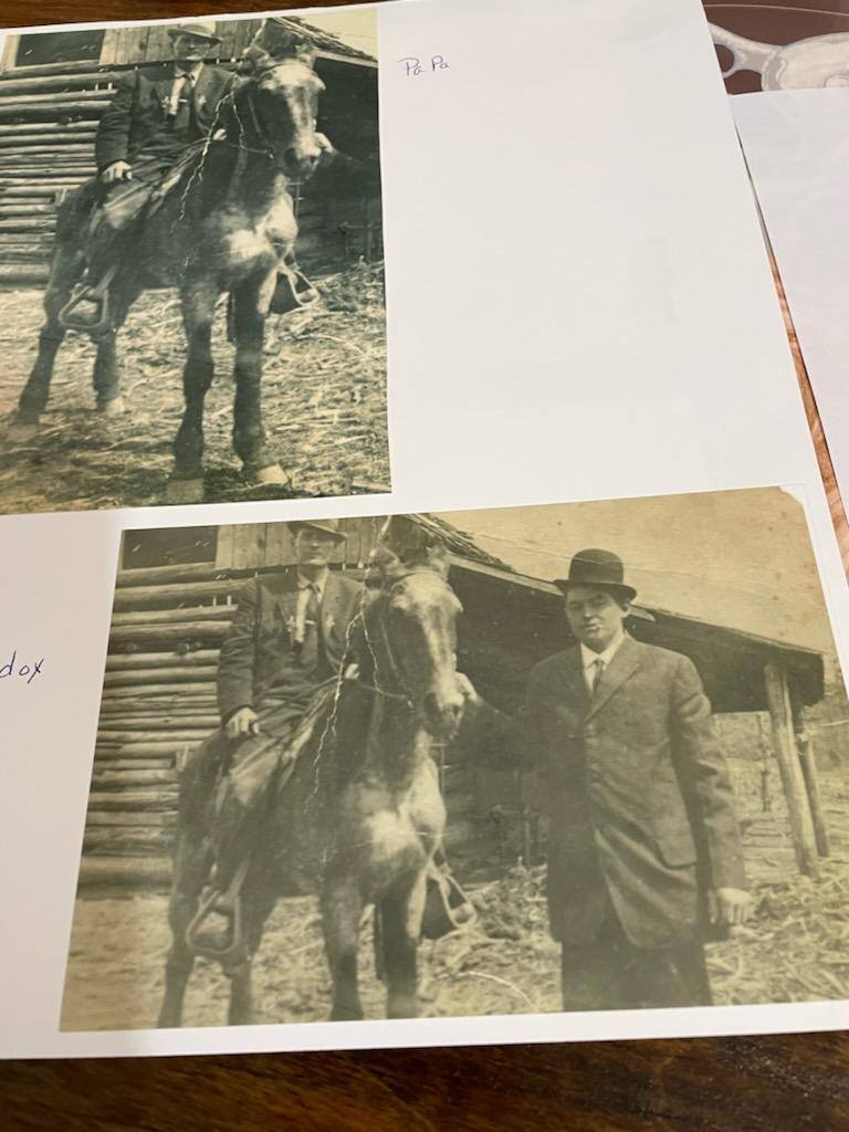 house on the hill ／ Parent Pants horse This from Doris Hallmore Evington memories. I think I have this